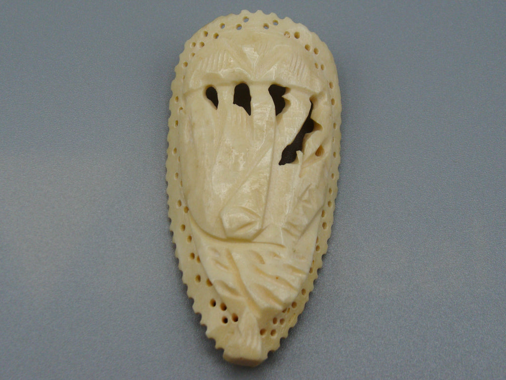Antique Bone, Natural Bone, Bone Cameo, Mediterranean Bone, handcarved Bone, Asien Bone
