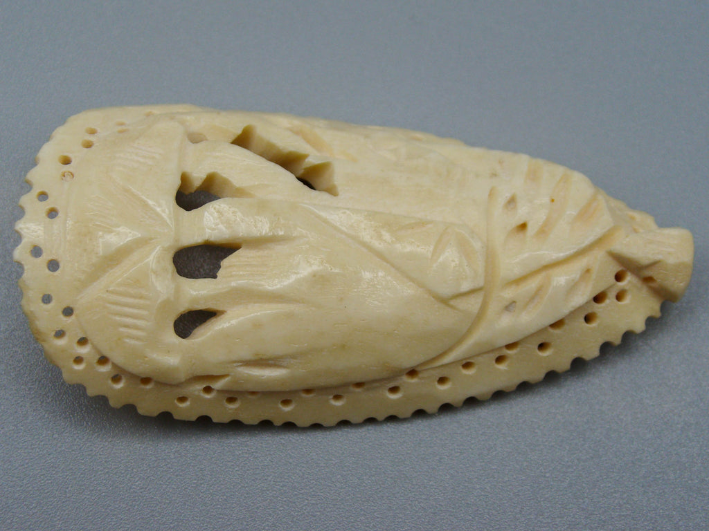 Antique Bone, Natural Bone, Bone Cameo, Mediterranean Bone, handcarved Bone, Asien Bone