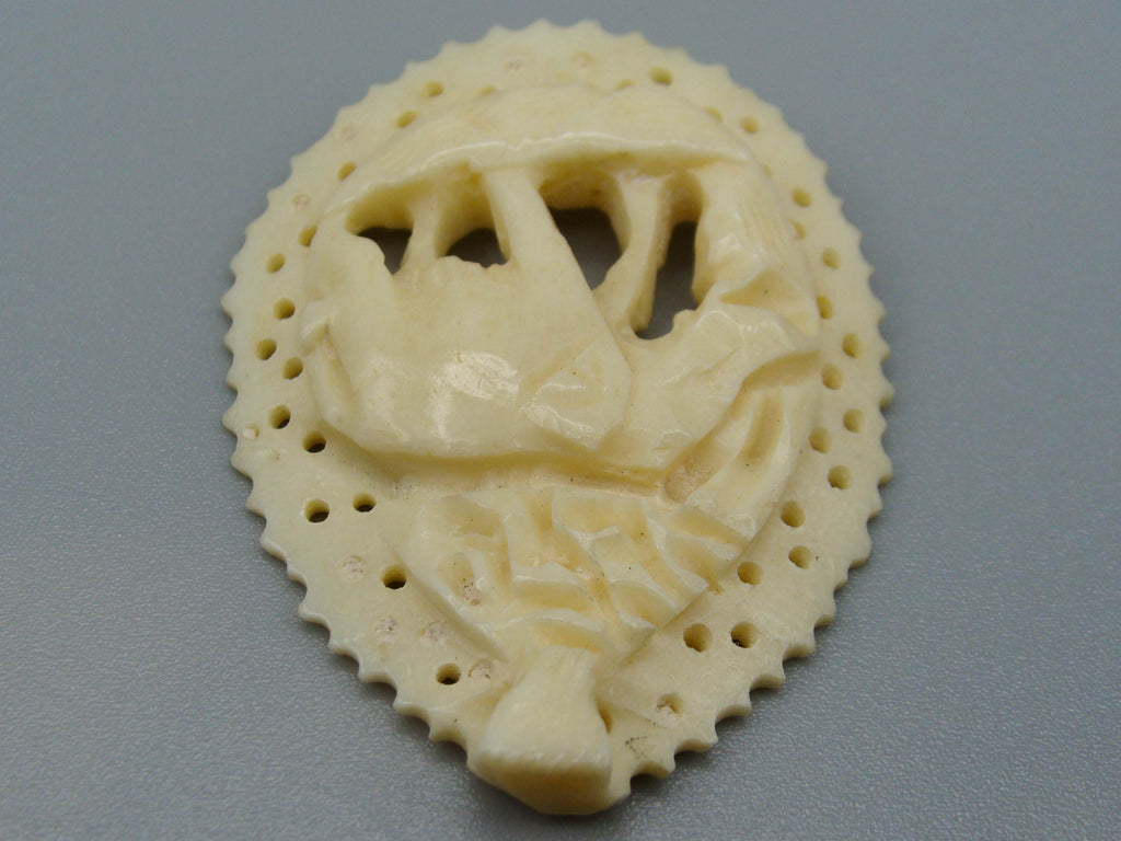 Antique Ivory, Natural Ivory, Mediterranean Ivory, handcarved Ivory, Asien Ivory, Elephant Ivory, Ivory Chain, Ivory Pendant