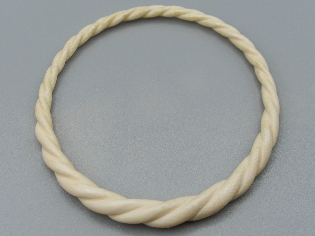 Antique Ivory, Natural Ivory, Ivory Bracelet, Mediterranean Ivory, handcarved Ivory, Asien Ivory, Elephant Ivory