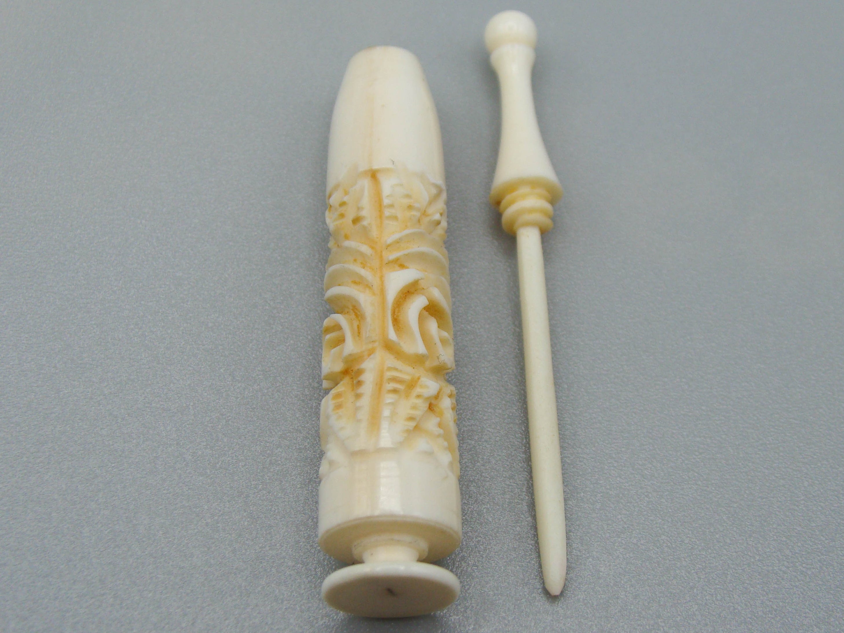 Antique Ivory, Natural Ivory, Ivory Kohl-Eyeliner Vassel, Mediterranean Ivory, handcarved Ivory, Asien Ivory, Elephant Ivory