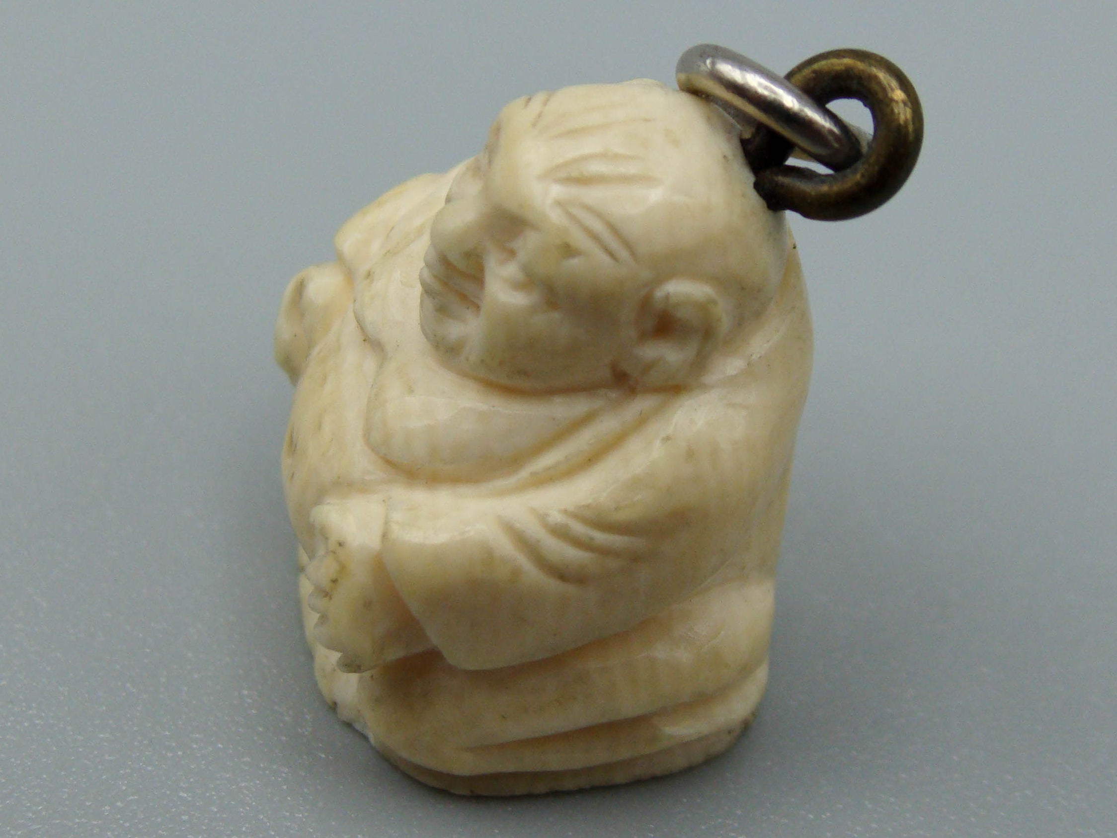 Antique Ivory, Natural Ivory, Mediterranean Ivory, handcarved Ivory, Asien Ivory, Elephant Ivory, Ivory Chain, Ivory Pendant