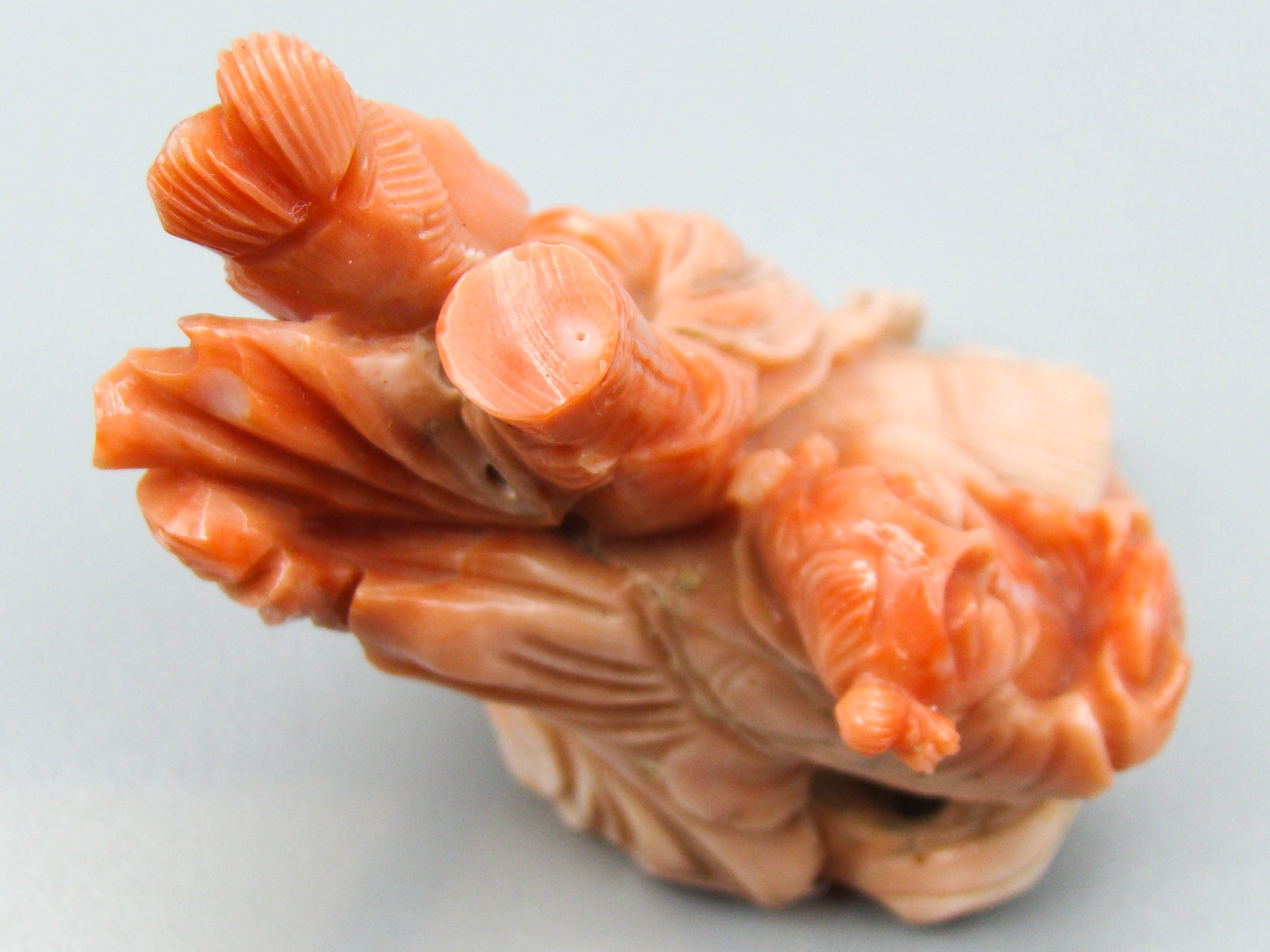 antique coral, natural coral, undyed coral, dark salmon coral, Italian coral, pacific coral, Sardinian Coral, sea coral, Mediterranean coral, Mediterranean Figurine, Mediterranean orange, Mediterranean sculpture, coral sculpture, coral figurine, Asien coral, Asien figurine, handcarved coral salmon figurine