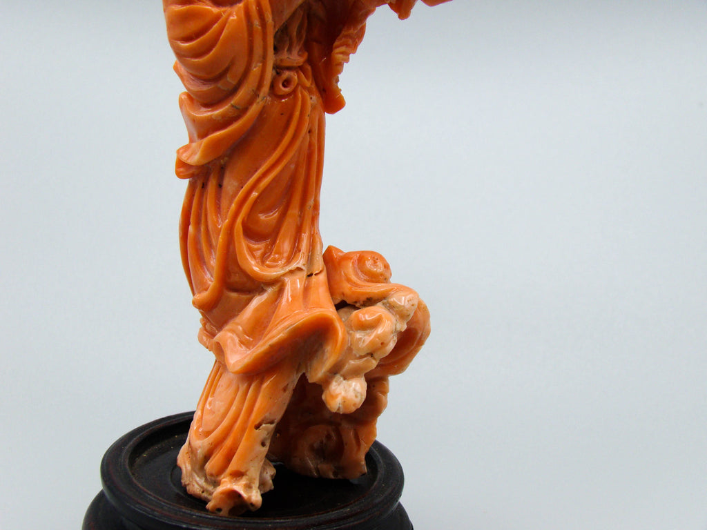 antique coral, natural coral, undyed coral, dark momo orange coral, Italian coral, pacific coral, Sardinian Coral, sea coral, Mediterranean coral, Mediterranean Figurine, Mediterranean orange, Mediterranean sculpture, coral sculpture, coral figurine, Asien coral, Asien figurine, handcarved coral, momo coral