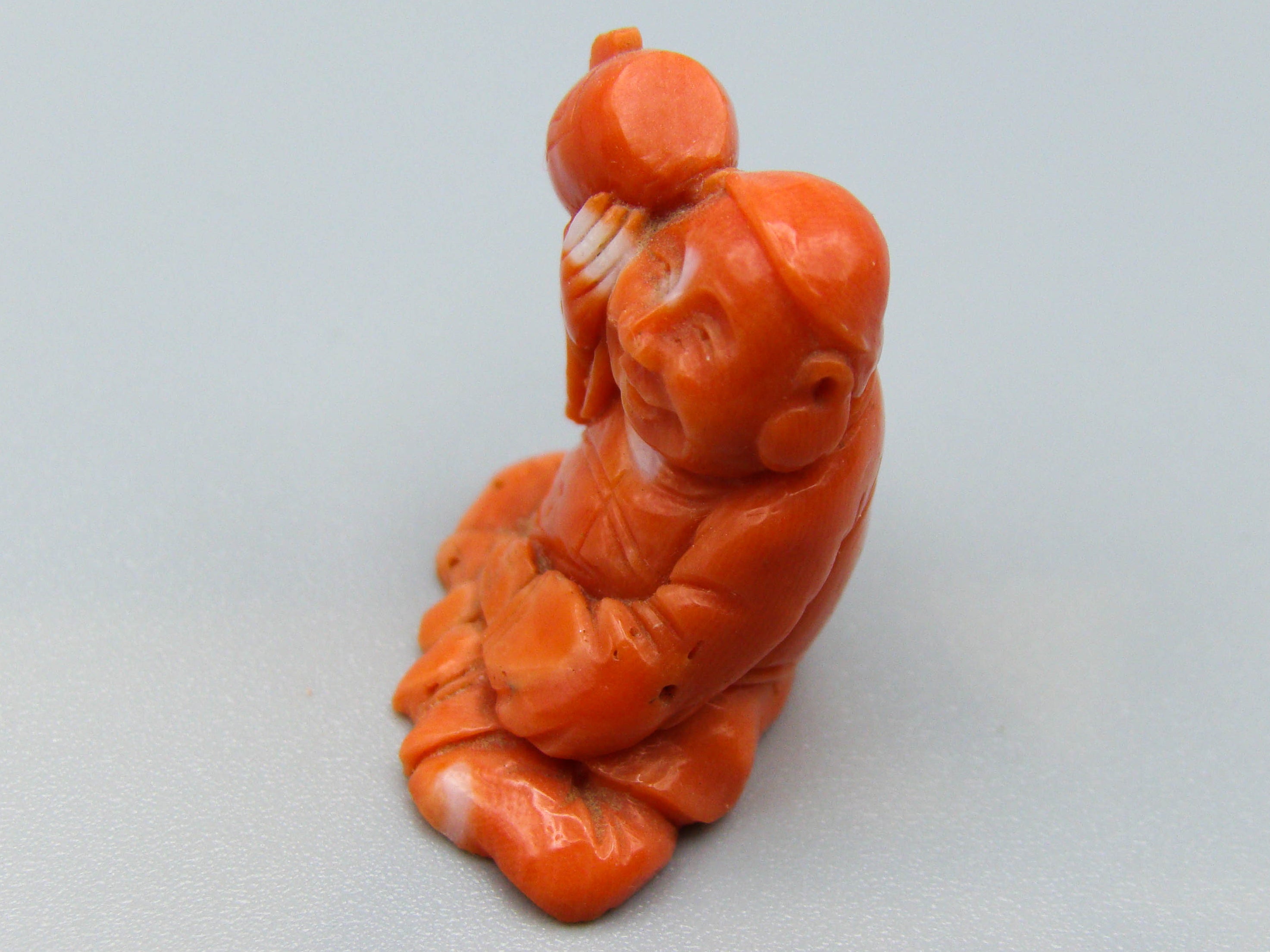 antique coral, natural coral, undyed coral, dark momo orange coral, Italian coral, pacific coral, Sardinian Coral, sea coral, Mediterranean coral, Mediterranean Figurine, Mediterranean orange, Mediterranean sculpture, coral sculpture, coral figurine, Asien coral, Asien figurine, handcarved coral, momo coral
