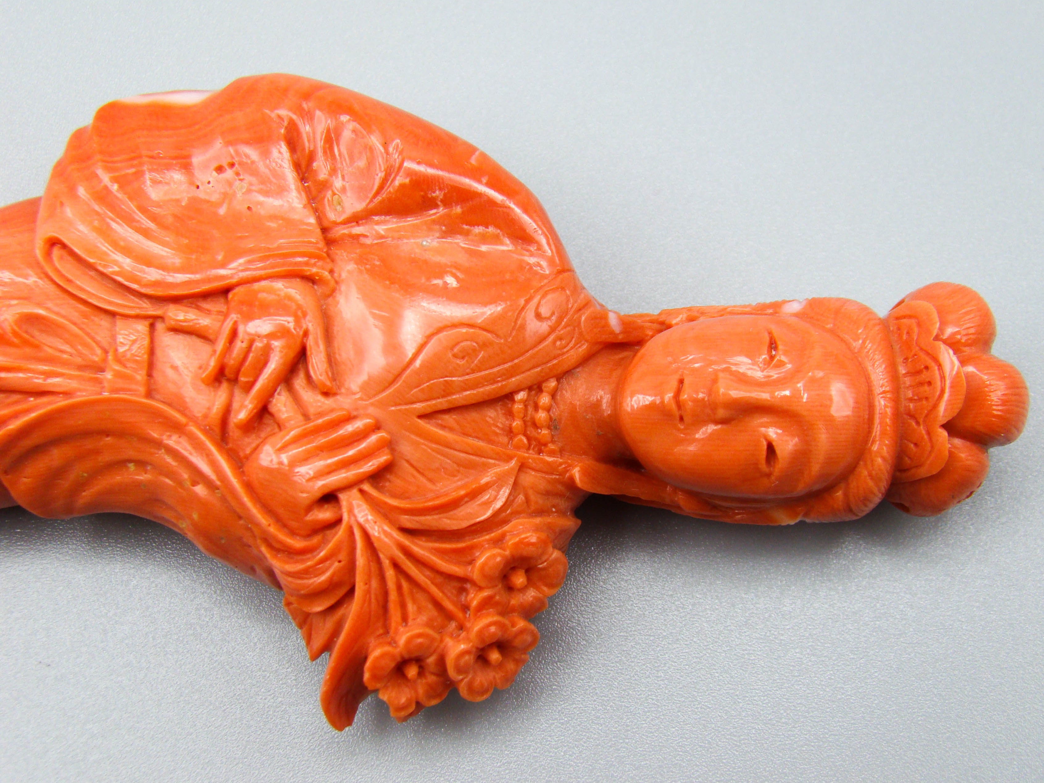antique coral, natural coral, undyed coral, dark momo orange coral, Italian coral, pacific coral, Sardinian Coral, sea coral, Mediterranean coral, Mediterranean Figurine, Mediterranean orange, Mediterranean sculpture, coral sculpture, coral figurine, Asien coral, Asien figurine, handcarved coral