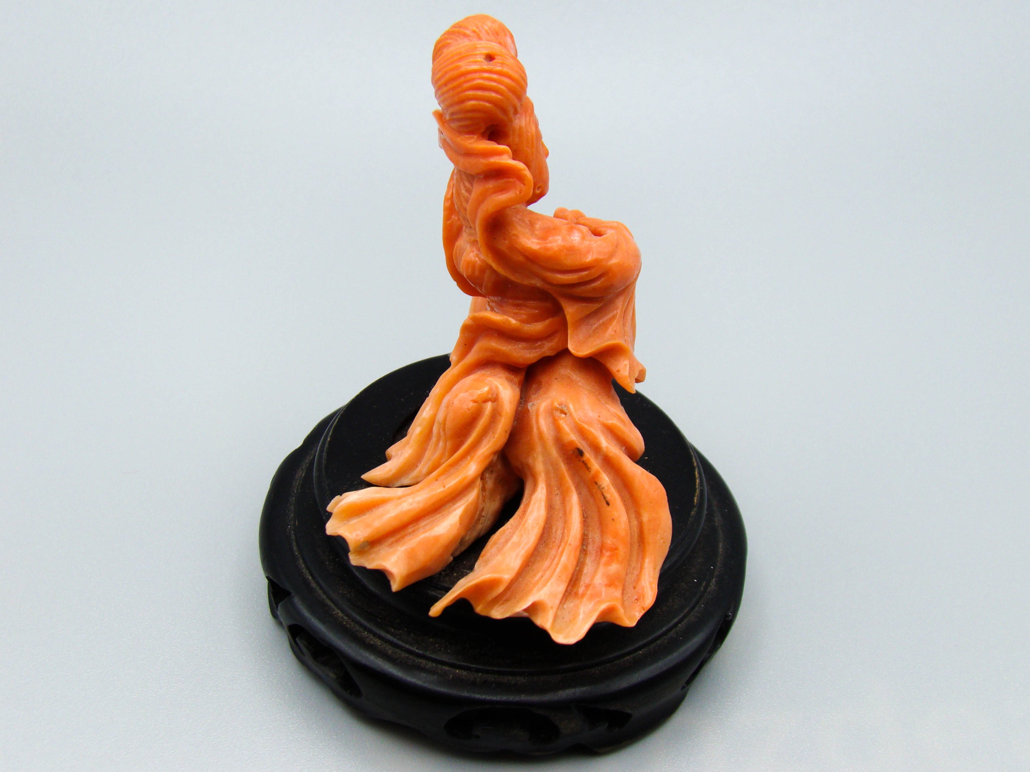 antique coral, natural coral, undyed coral, dark orange coral, Italian coral, pacific coral, Sardinian Coral, sea coral, Mediterranean coral, Mediterranean Figurine, Mediterranean orange, Mediterranean sculpture, coral sculpture, coral figurine, Asien coral, Asien figurine, handcarved coral