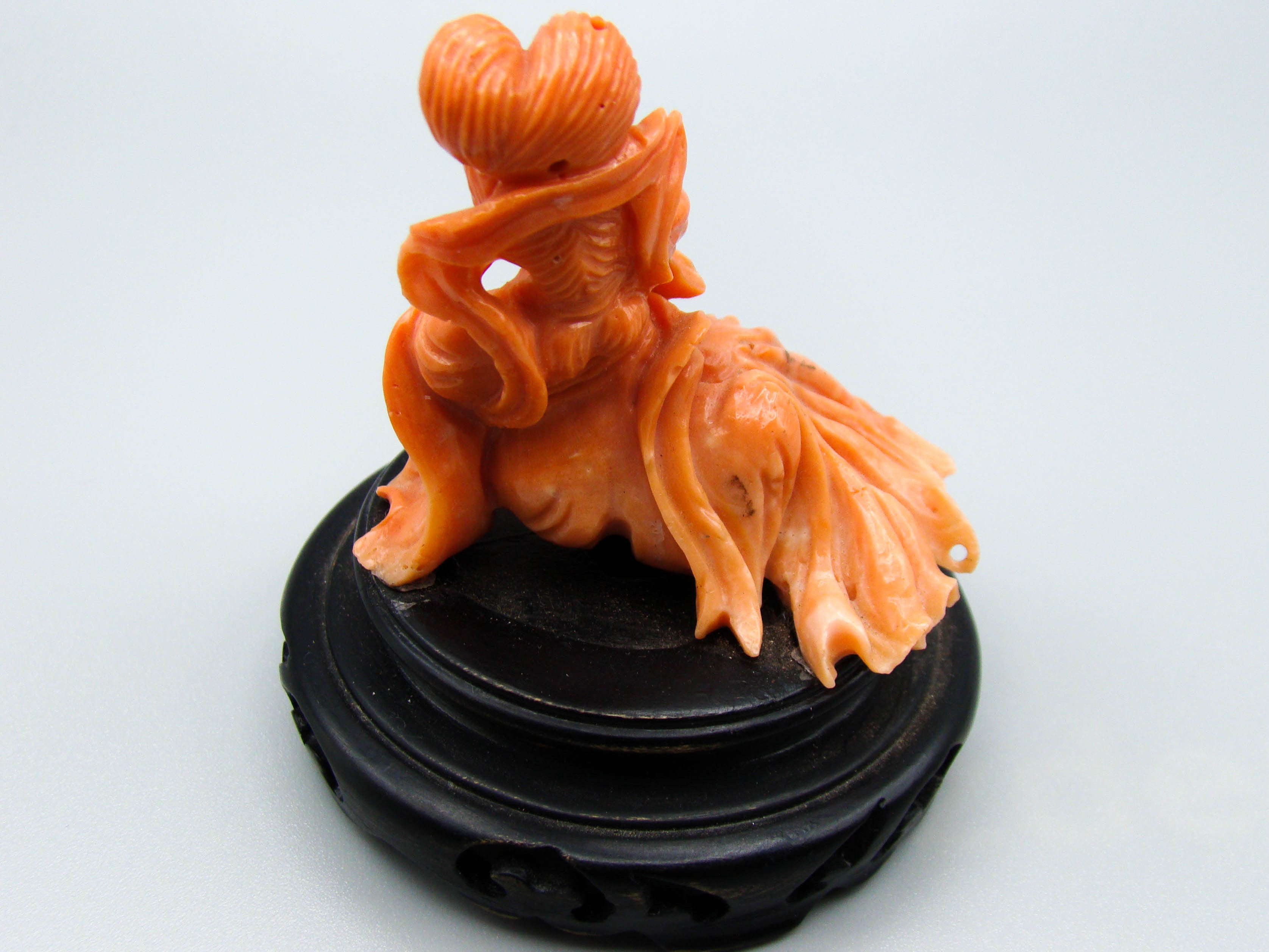 antique coral, natural coral, undyed coral, dark orange coral, Italian coral, pacific coral, Sardinian Coral, sea coral, Mediterranean coral, Mediterranean Figurine, Mediterranean orange, Mediterranean sculpture, coral sculpture, coral figurine, Asien coral, Asien figurine, handcarved coral