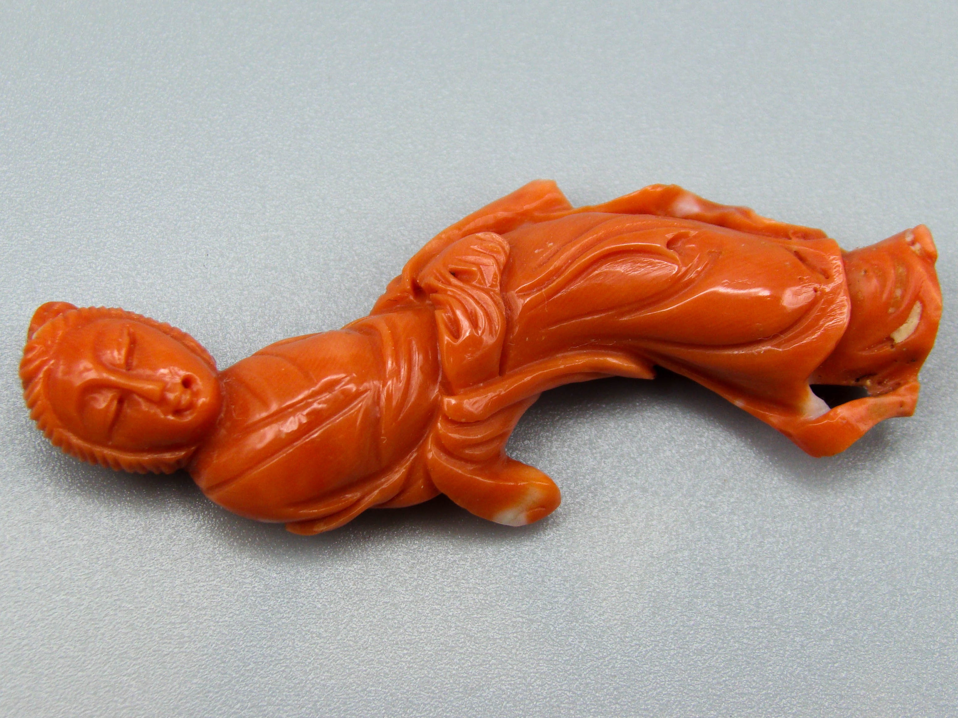 antique coral, natural coral, undyed coral, dark momo orange coral, Italian coral, pacific coral, Sardinian Coral, sea coral, Mediterranean coral, Mediterranean Figurine, Mediterranean orange, Mediterranean sculpture, coral sculpture, coral figurine, Asien coral, Asien figurine, handcarved coral, momo coral
