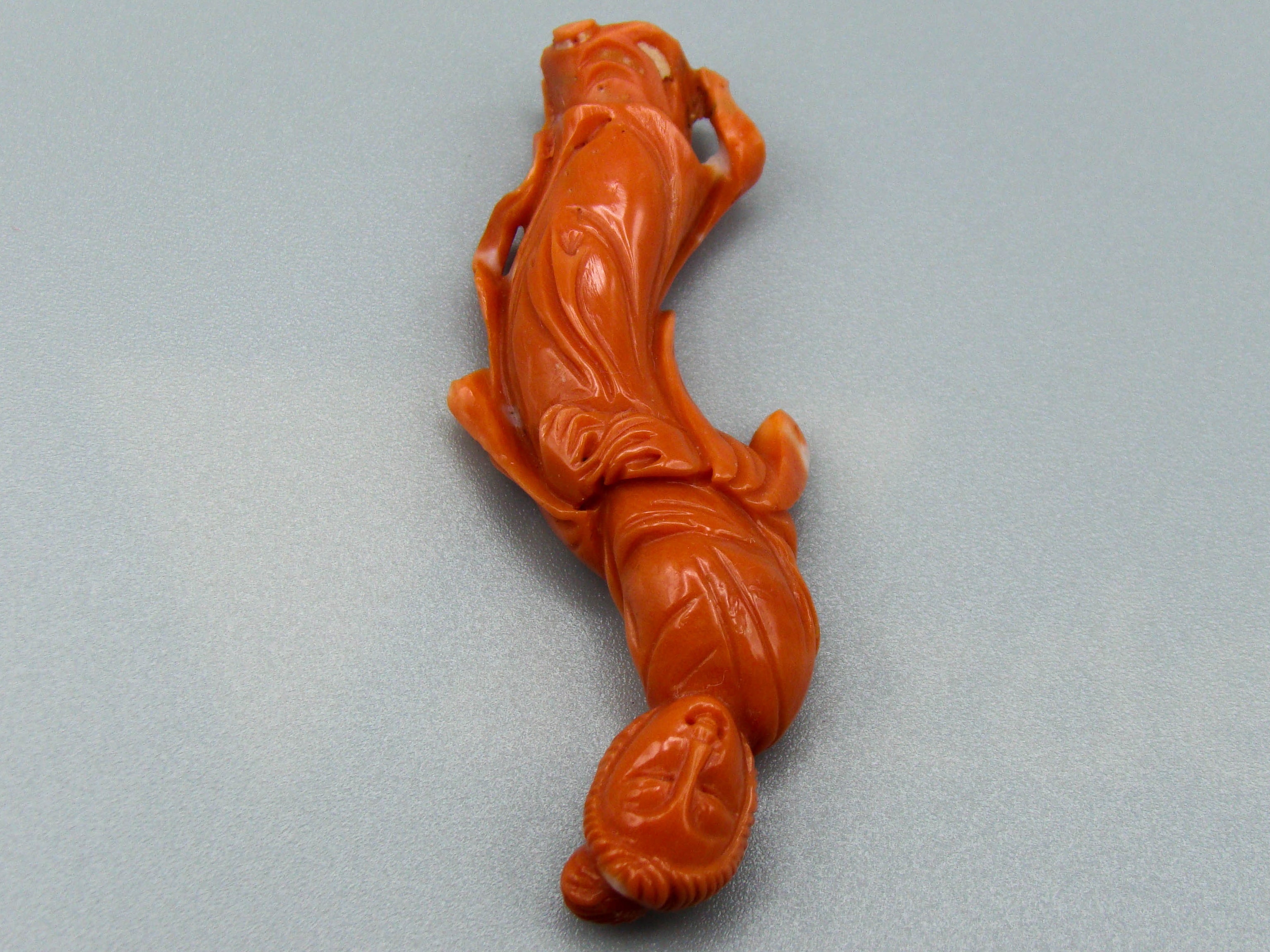 antique coral, natural coral, undyed coral, dark momo orange coral, Italian coral, pacific coral, Sardinian Coral, sea coral, Mediterranean coral, Mediterranean Figurine, Mediterranean orange, Mediterranean sculpture, coral sculpture, coral figurine, Asien coral, Asien figurine, handcarved coral, momo coral