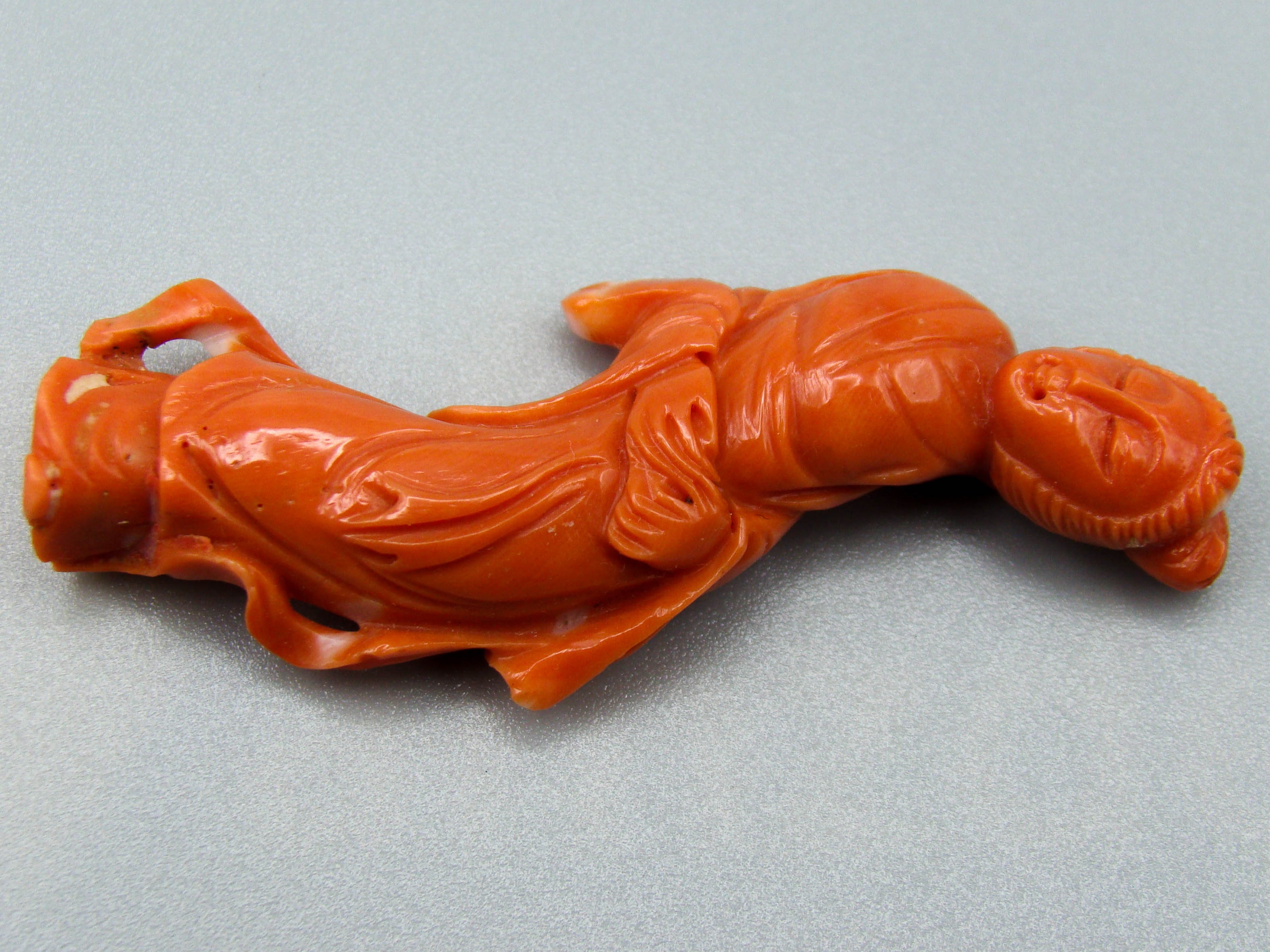 antique coral, natural coral, undyed coral, dark momo orange coral, Italian coral, pacific coral, Sardinian Coral, sea coral, Mediterranean coral, Mediterranean Figurine, Mediterranean orange, Mediterranean sculpture, coral sculpture, coral figurine, Asien coral, Asien figurine, handcarved coral, momo coral