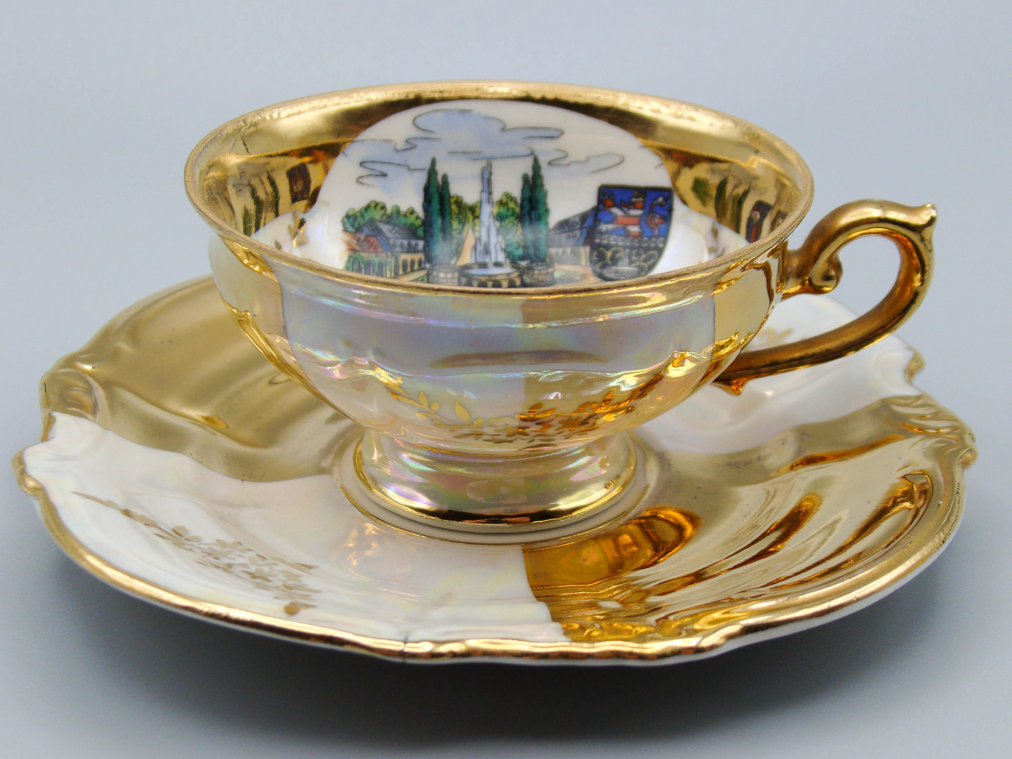 Vintage Antique Germany Bavaria Porcelain Tea Cup - Saucer and Cup Set - Kingdom of Antique Arts, Bavaria Porcelain, German Porcelain, Hantpainted Porcelain, Collecting Tea cups, Colllecting Coffee cups, Art Deco Porcelain