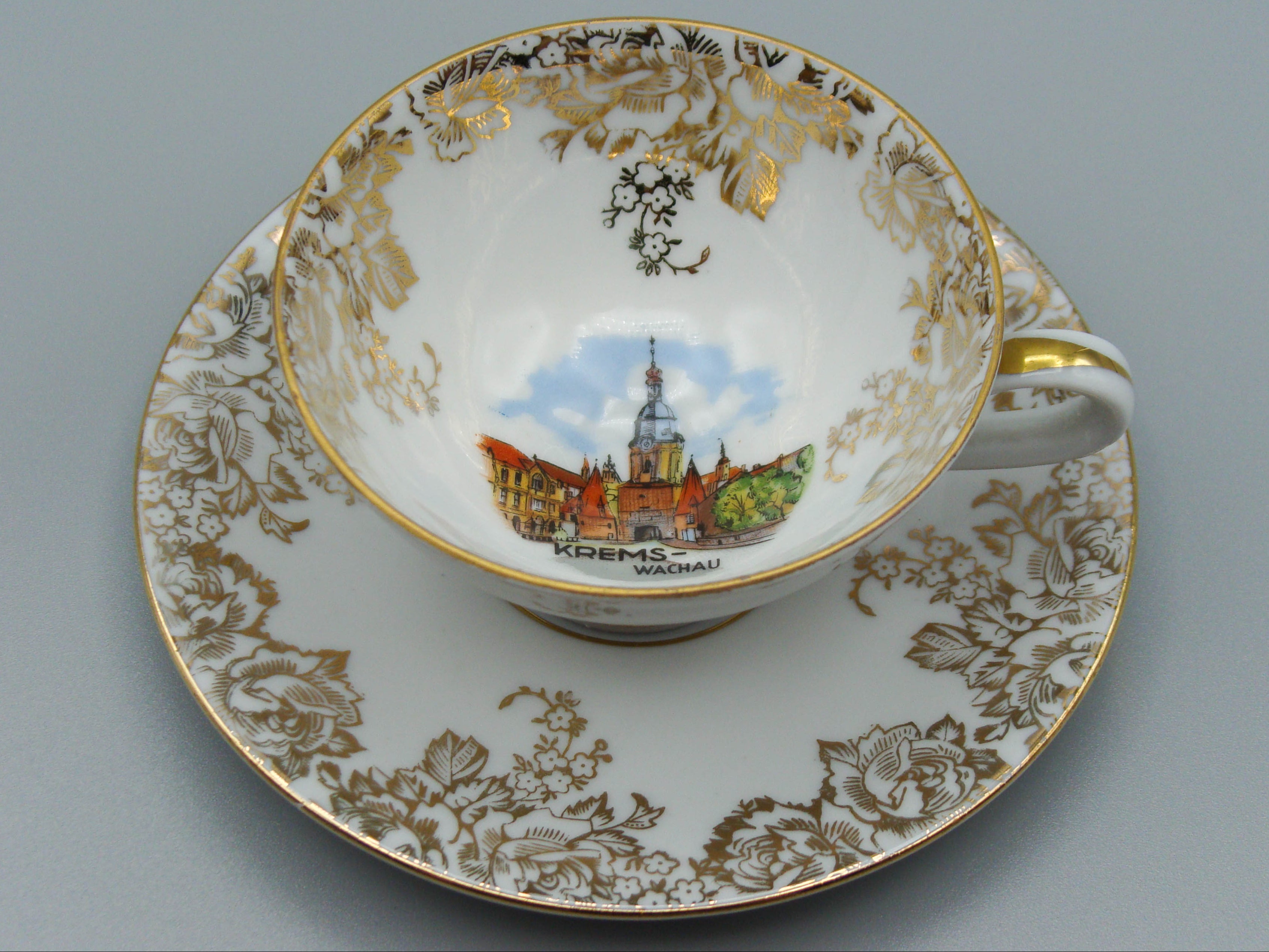 Vintage Antique Germany Bavaria Porcelain Tea Cup - Saucer and Cup Set - Kingdom of Antique Arts, Bavaria Porcelain, German Porcelain, Hantpainted Porcelain, Collecting Tea cups, Colllecting Coffee cups, Art Deco Porcelain