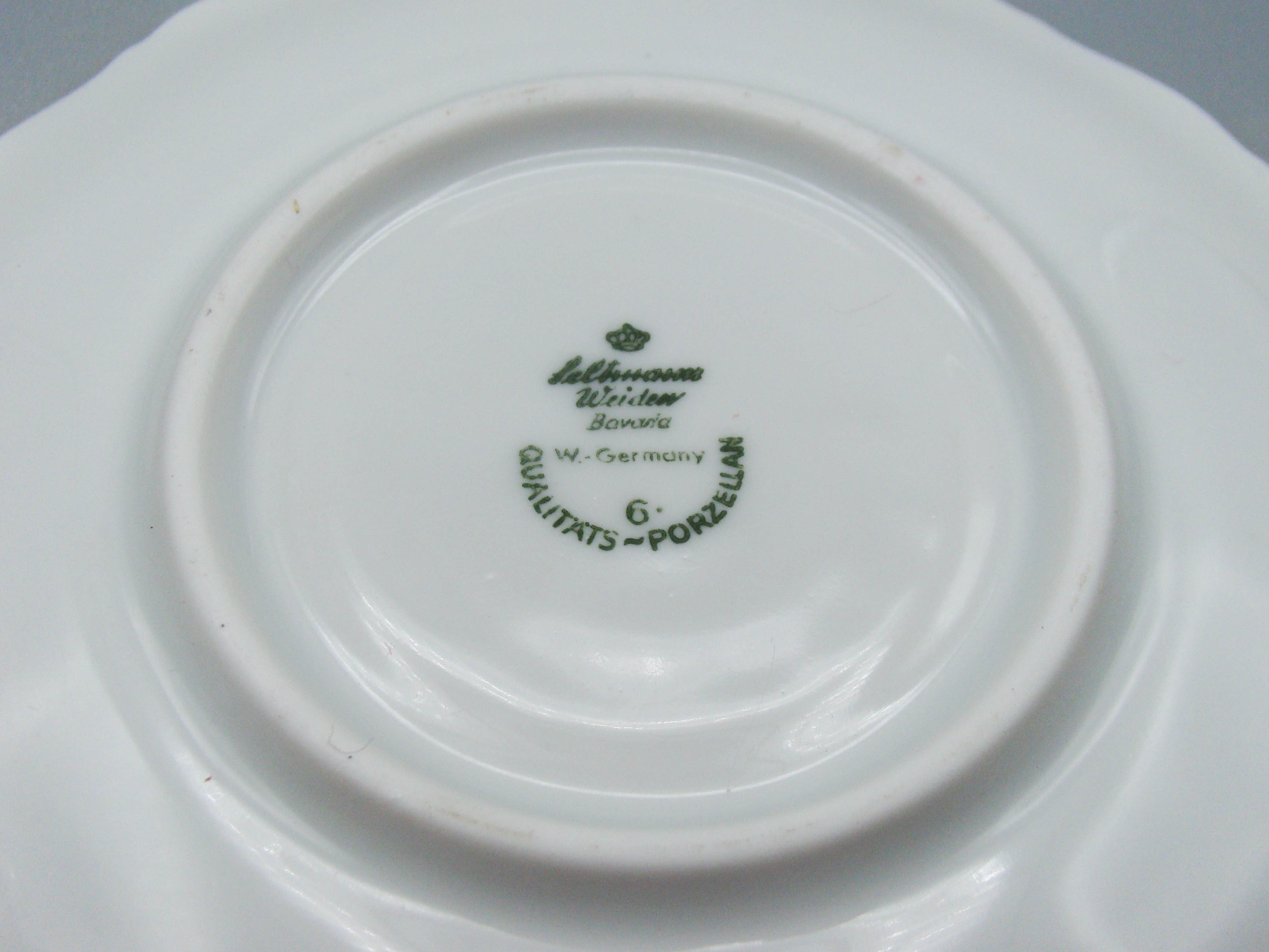 Vintage Antique Germany Bavaria Porcelain Tea Cup - Saucer and Cup Set - Kingdom of Antique Arts, Bavaria Porcelain, German Porcelain, Hantpainted Porcelain, Collecting Tea cups, Colllecting Coffee cups, Art Deco Porcelain