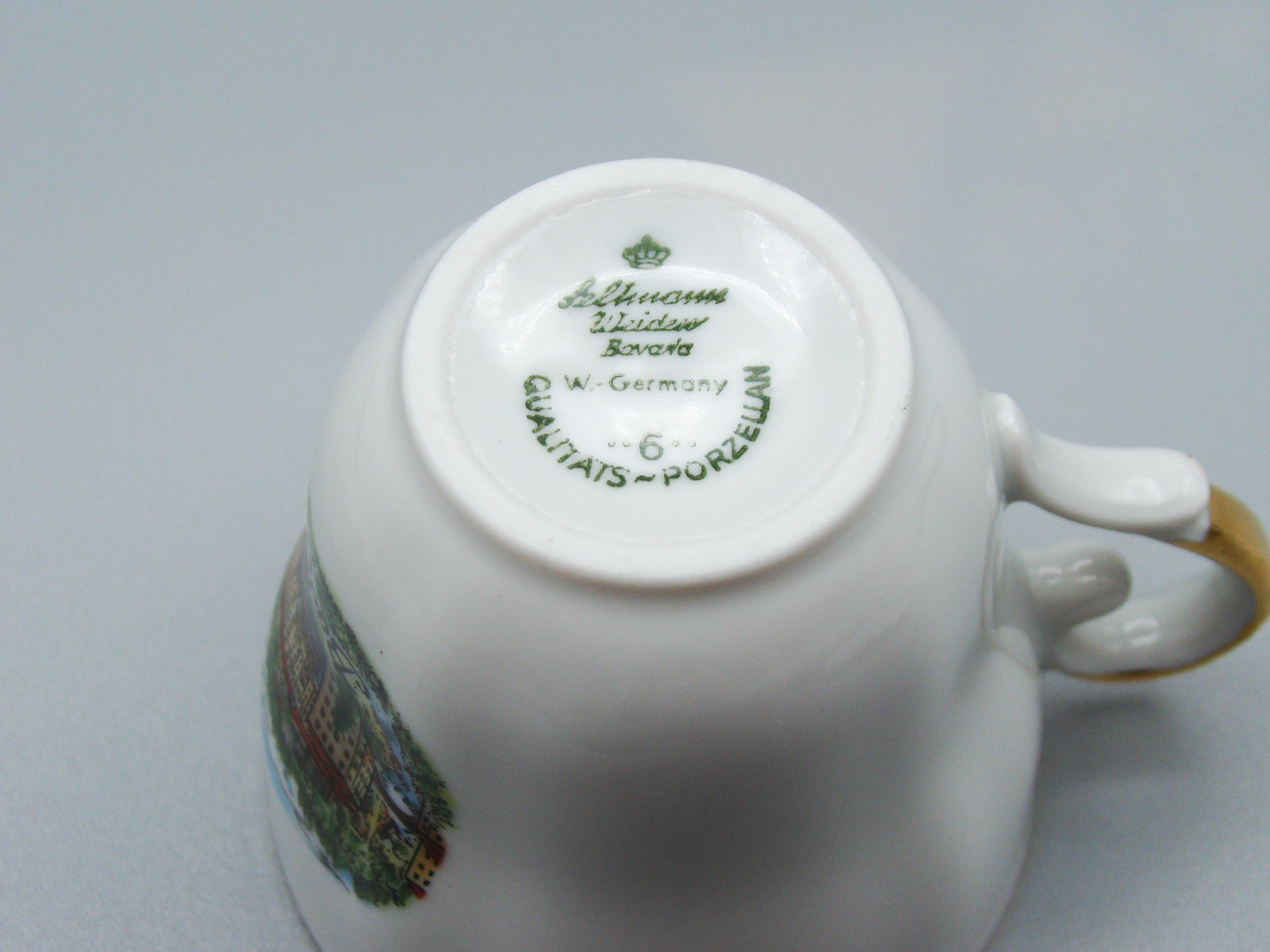Vintage Antique Germany Bavaria Porcelain Tea Cup - Saucer and Cup Set - Kingdom of Antique Arts, Bavaria Porcelain, German Porcelain, Hantpainted Porcelain, Collecting Tea cups, Colllecting Coffee cups, Art Deco Porcelain