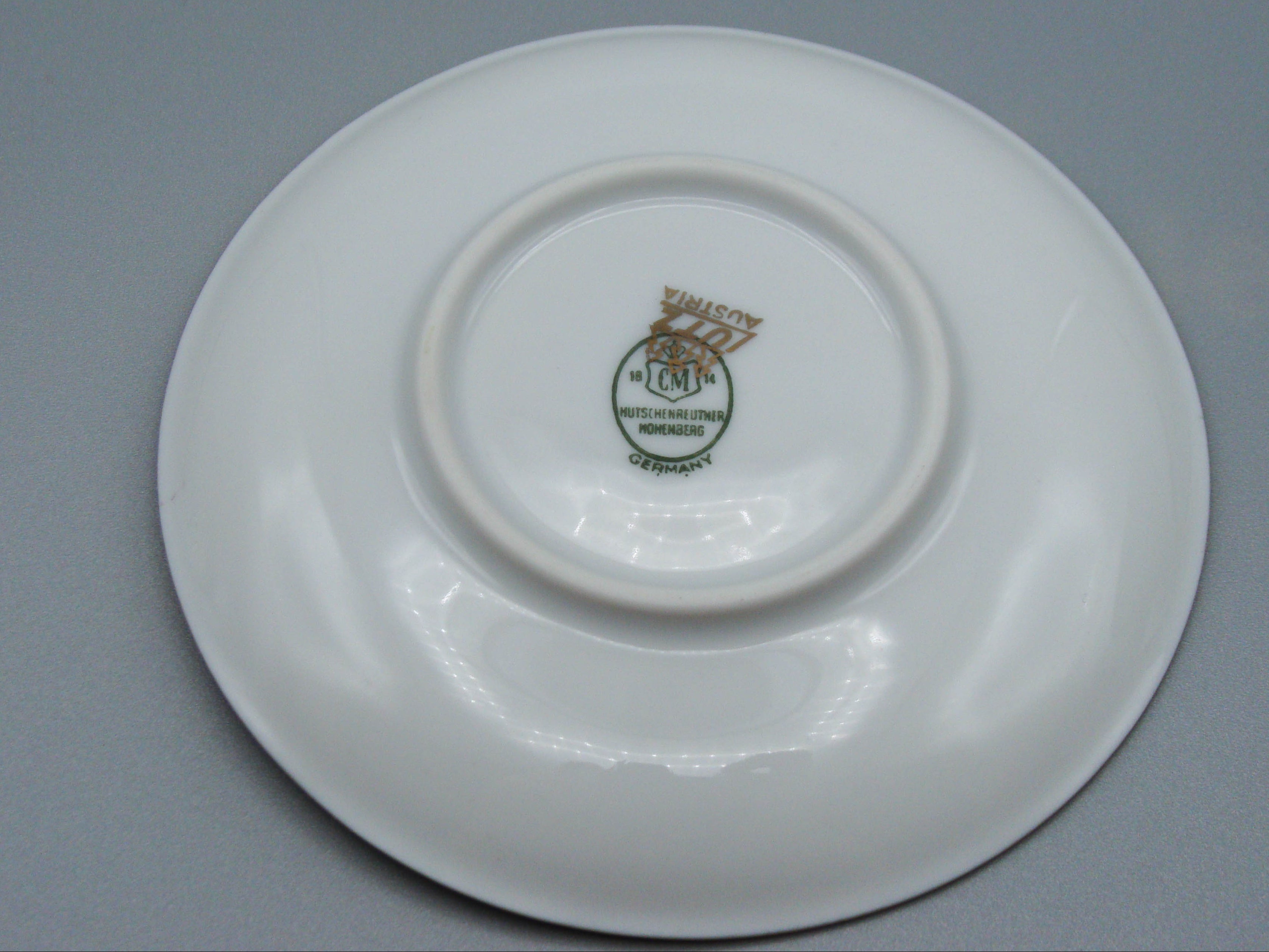 Vintage Antique Germany Heutschenreutner Porcelain Tea Cup - Saucer and Cup Set - Kingdom of Antique Arts, Bavaria Porcelain, German Porcelain, Hantpainted Porcelain, Collecting Tea cups, Colllecting Coffee cups, Art Deco Porcelain