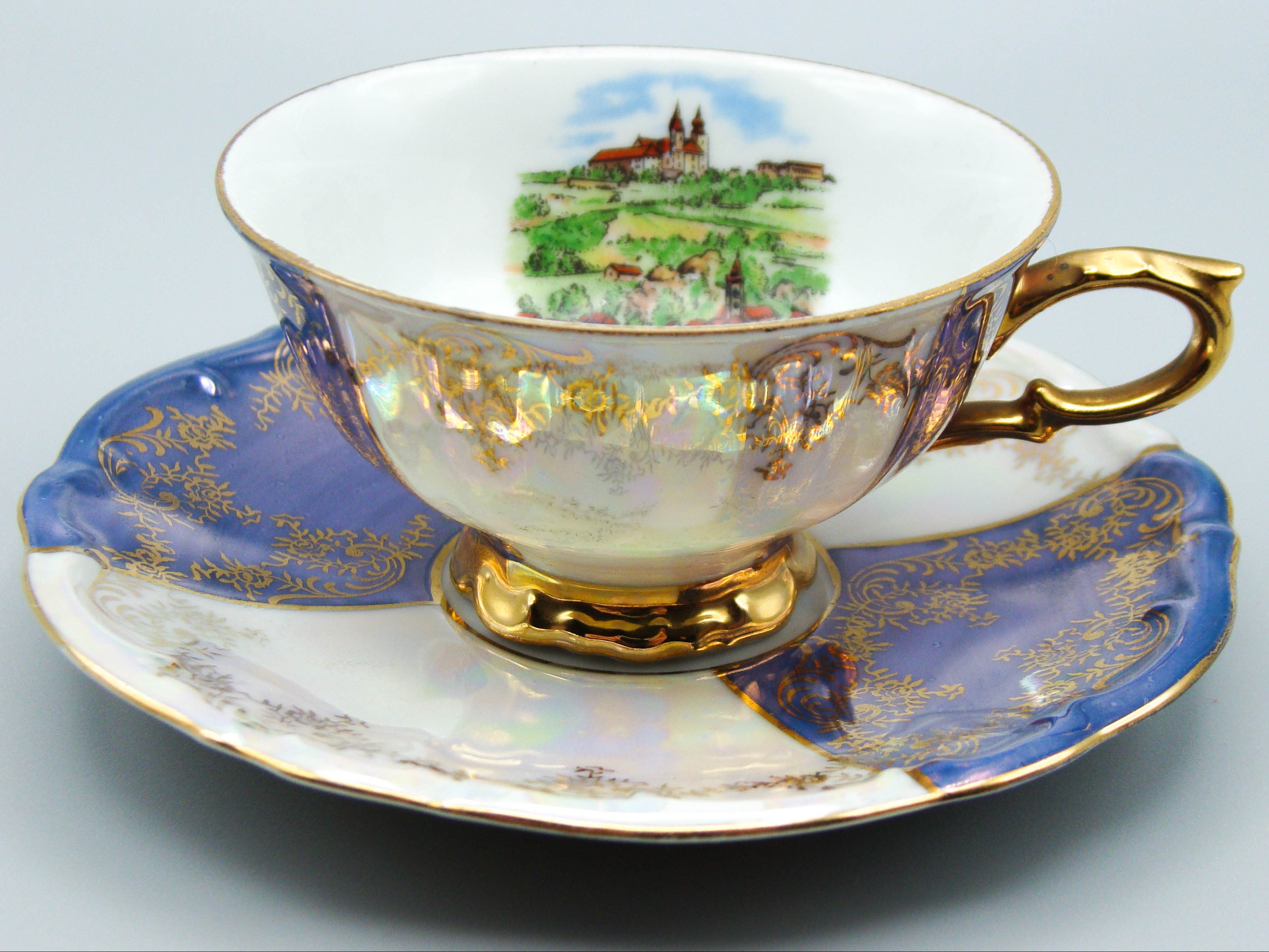 Vintage Antique Germany Bavaria Porcelain Tea Cup - Saucer and Cup Set - Kingdom of Antique Arts, Bavaria Porcelain, German Porcelain, Hantpainted Porcelain, Collecting Tea cups, Colllecting Coffee cups, Art Deco Porcelain
