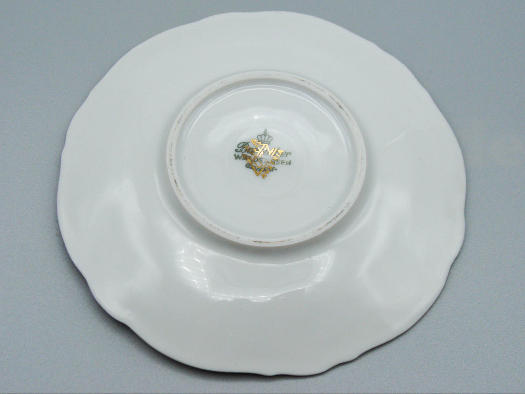 Vintage Antique Germany Bavaria Porcelain Tea Cup - Saucer and Cup Set - Kingdom of Antique Arts, Bavaria Porcelain, German Porcelain, Hantpainted Porcelain, Collecting Tea cups, Colllecting Coffee cups, Art Deco Porcelain