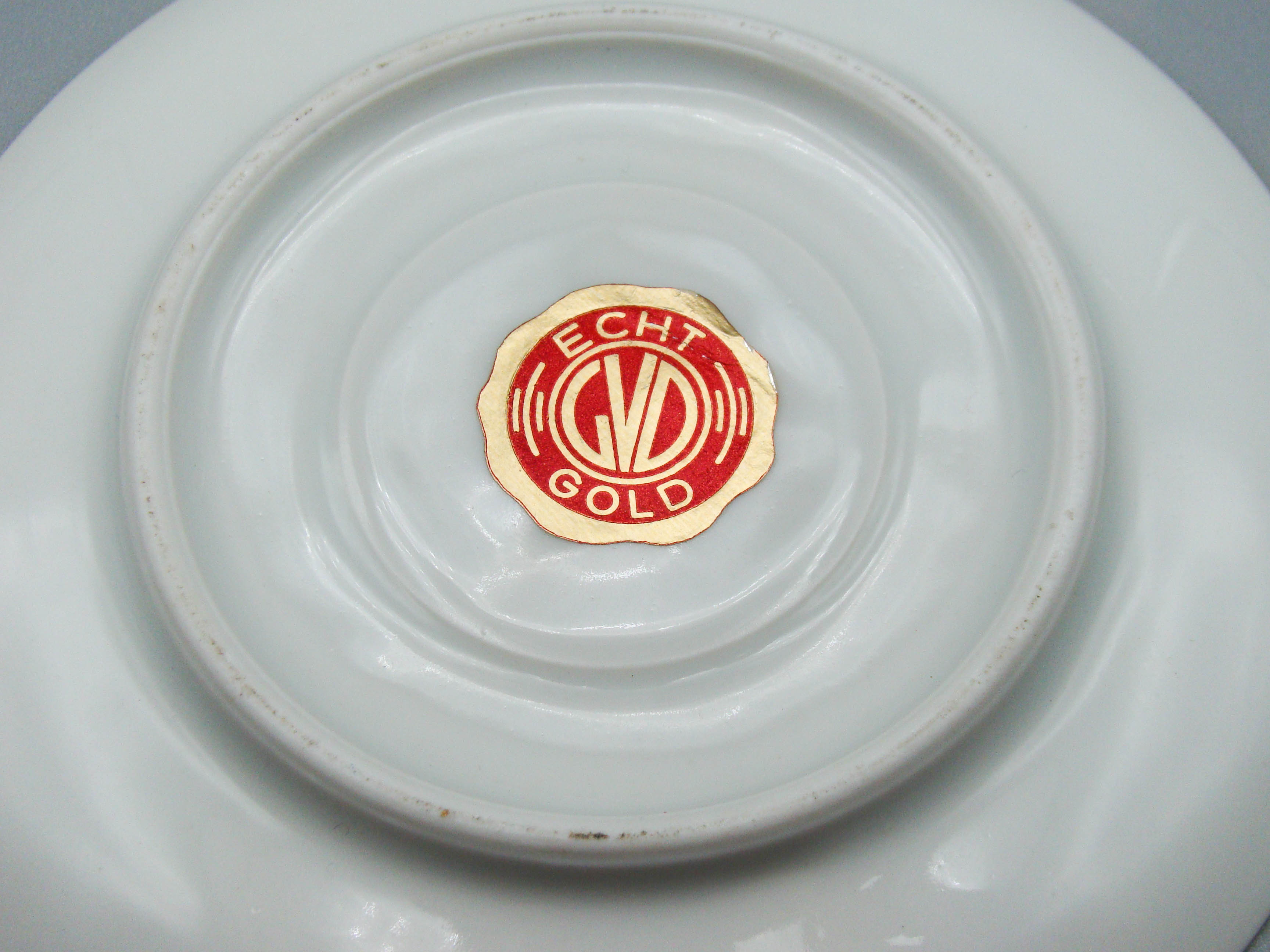 Vintage Antique Germany Bavaria Porcelain Tea Cup - Saucer and Cup Set - Kingdom of Antique Arts, Bavaria Porcelain, German Porcelain, Hantpainted Porcelain, Collecting Tea cups, Colllecting Coffee cups, Art Deco Porcelain