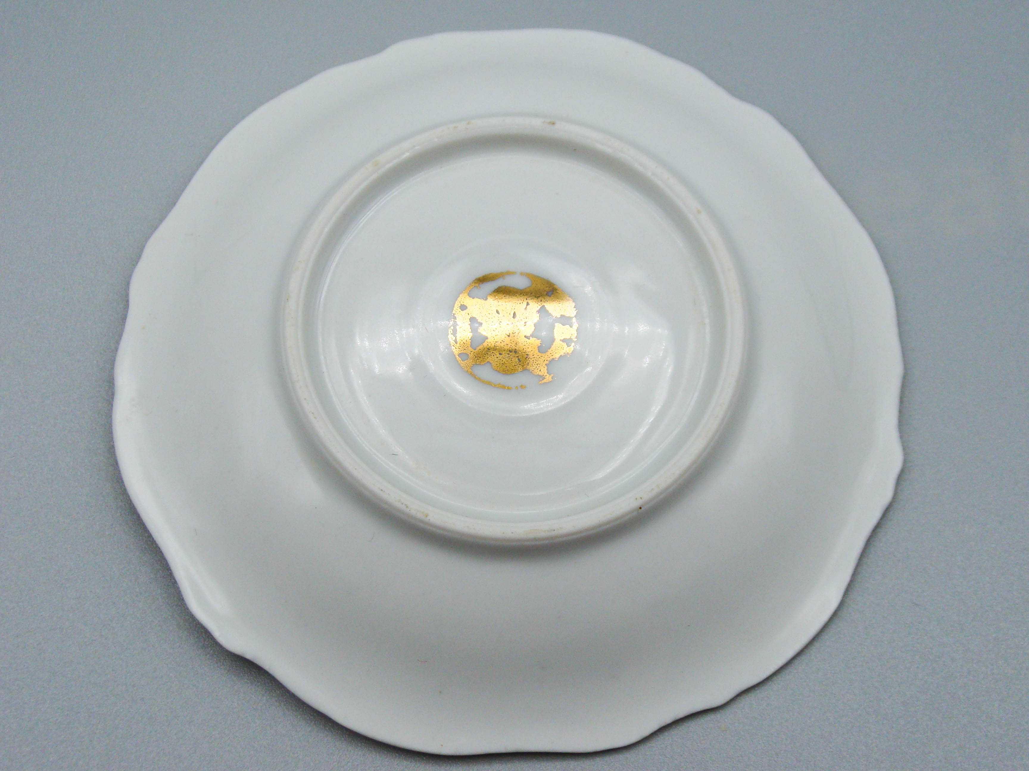 Vintage Antique Germany Bavaria Porcelain Tea Cup - Saucer and Cup Set - Kingdom of Antique Arts, Bavaria Porcelain, German Porcelain, Hantpainted Porcelain, Collecting Tea cups, Colllecting Coffee cups, Art Deco Porcelain