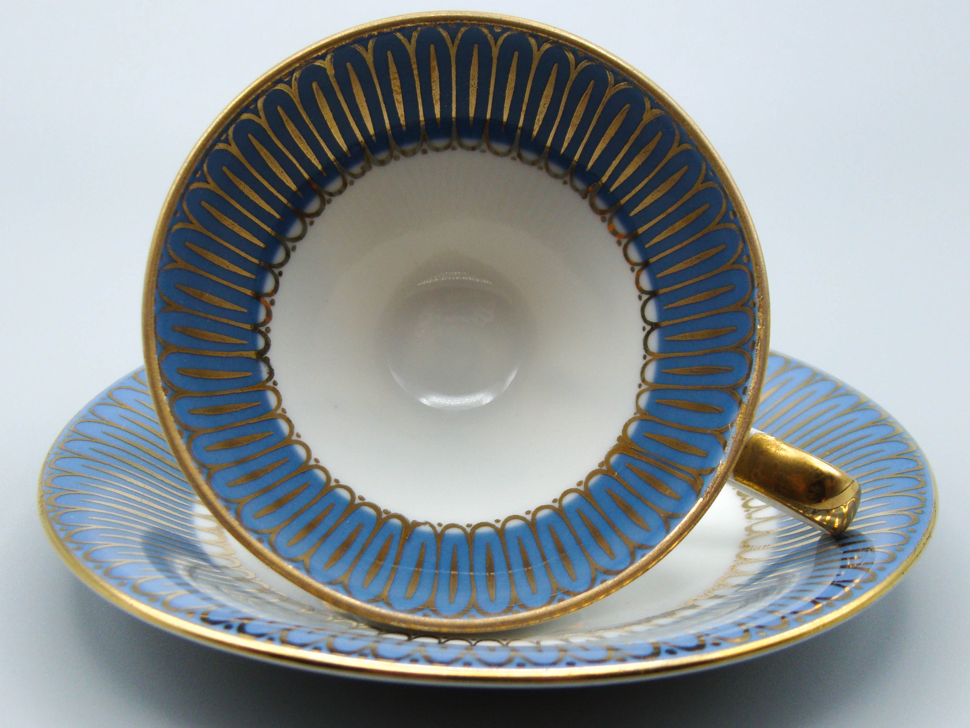 Vintage Antique Austrian Reinpflaz Porcelain Tea Cup - Saucer and Cup Set - Kingdom of Antique Arts, Hantpainted Porcelain, Collecting Tea cups, Colllecting Coffee cups, Art Deco Porcelain