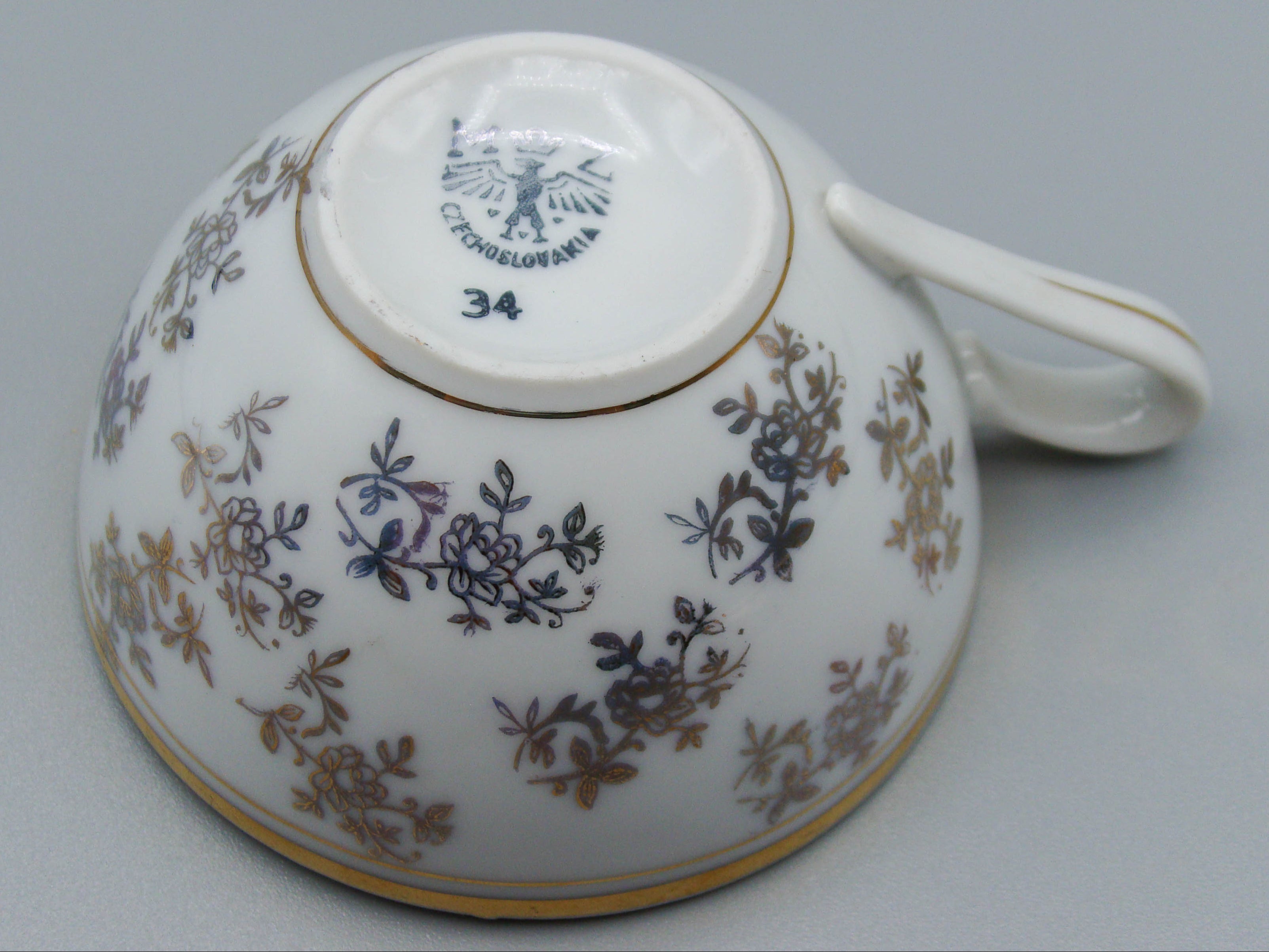 Vintage Antique Czech Republic Porcelain Tea Cup - Saucer and Cup Set - Kingdom of Antique Arts, Hantpainted Porcelain, Collecting Tea cups, Colllecting Coffee cups, Art Deco Porcelain