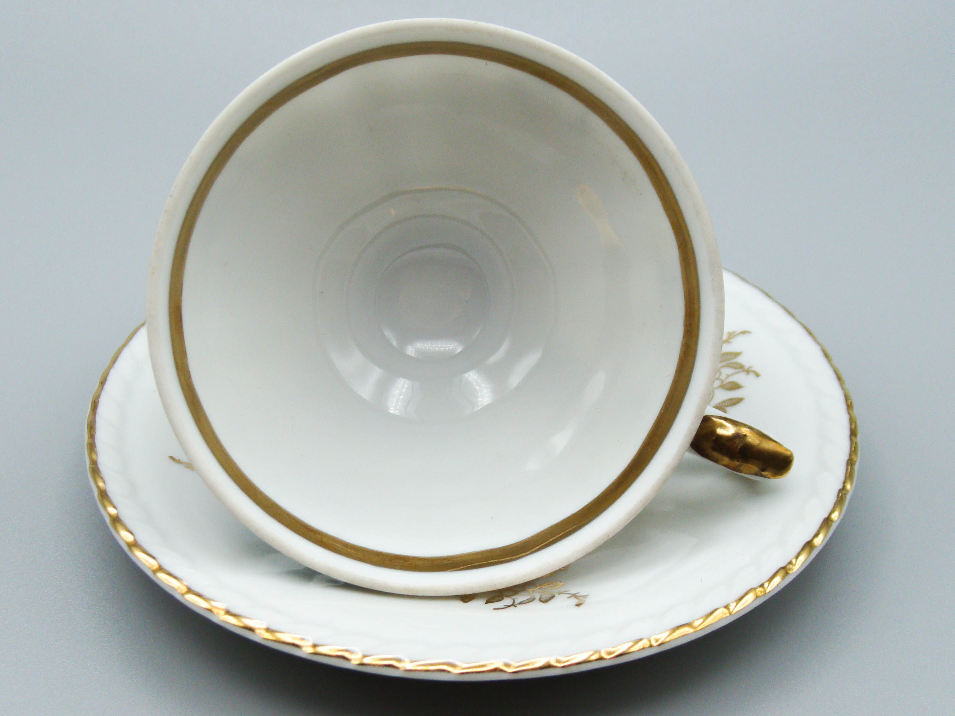 Vintage Antique Germany Bavaria Porcelain Tea Cup - Saucer and Cup Set - Kingdom of Antique Arts, Bavaria Porcelain, German Porcelain, Hantpainted Porcelain, Collecting Tea cups, Colllecting Coffee cups, Art Deco Porcelain