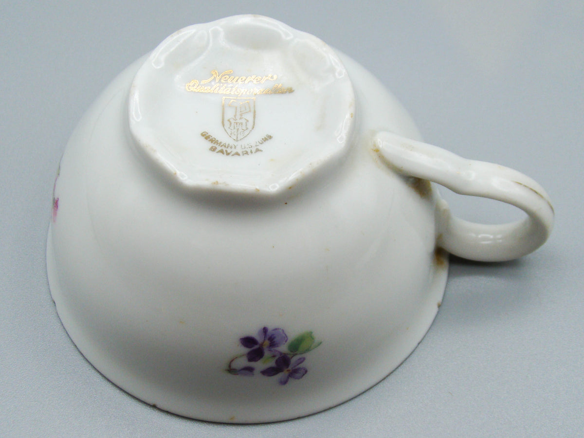 Vintage Antique Germany Bavaria Porcelain Tea Cup - Saucer and Cup Set - Kingdom of Antique Arts, Bavaria Porcelain, German Porcelain, Hantpainted Porcelain, Collecting Tea cups, Colllecting Coffee cups, Art Deco Porcelain