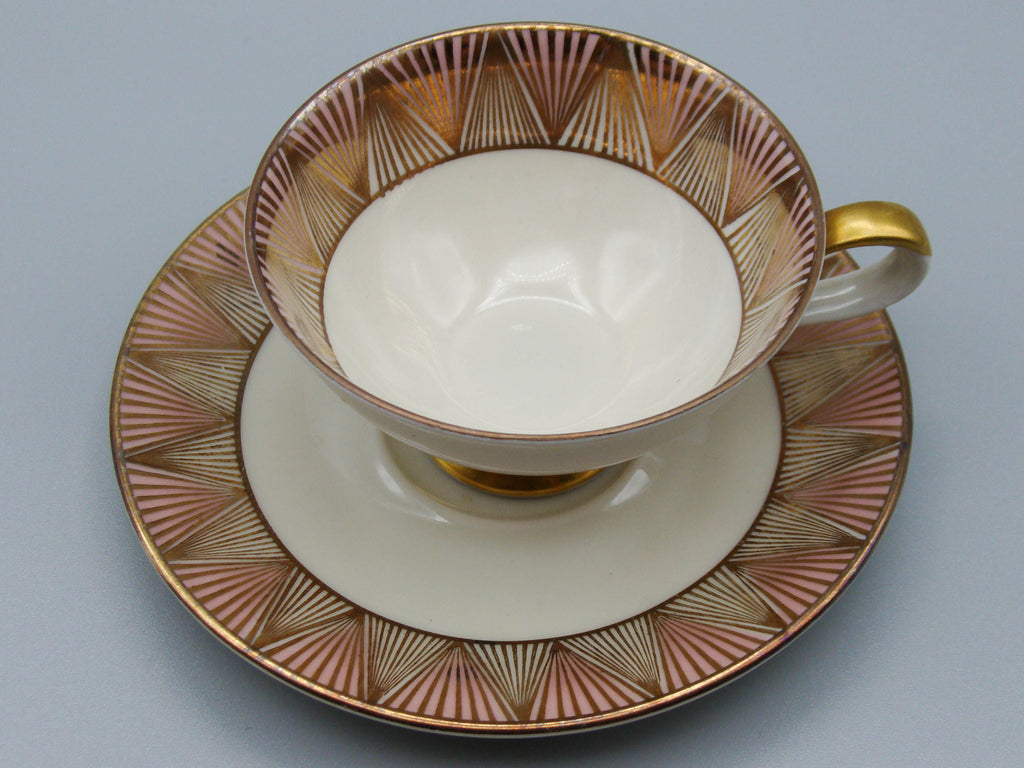 Vintage Antique Germany Bavaria Porcelain Tea Cup - Saucer and Cup Set - Kingdom of Antique Arts, Bavaria Porcelain, German Porcelain, Hantpainted Porcelain, Collecting Tea cups, Colllecting Coffee cups, Art Deco Porcelain