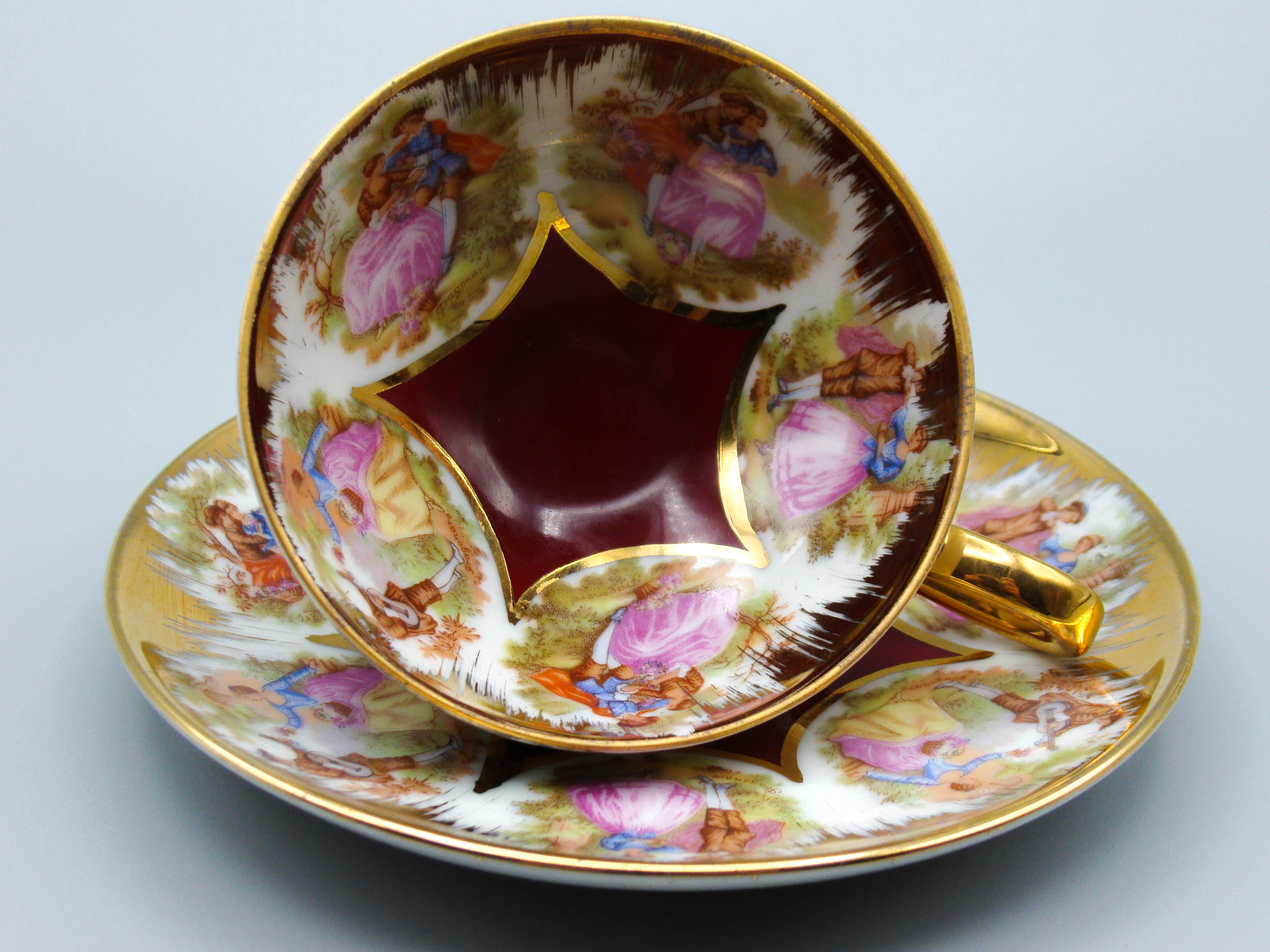 Vintage Antique Germany Bavaria Porcelain Tea Cup - Saucer and Cup Set - Kingdom of Antique Arts, Bavaria Porcelain, German Porcelain, Hantpainted Porcelain, Collecting Tea cups, Colllecting Coffee cups, Art Deco Porcelain