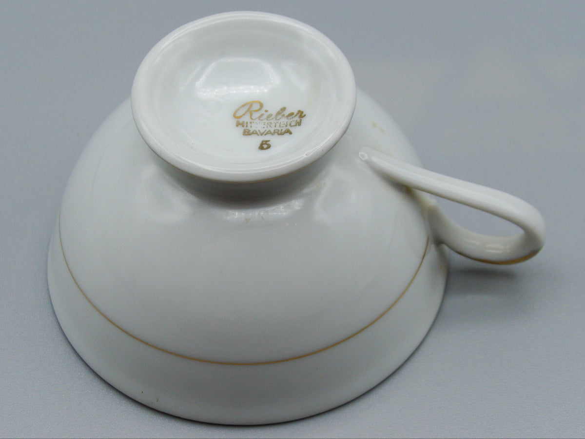 Vintage Antique Germany Bavaria Porcelain Tea Cup - Saucer and Cup Set - Kingdom of Antique Arts, Bavaria Porcelain, German Porcelain, Hantpainted Porcelain, Collecting Tea cups, Colllecting Coffee cups, Art Deco Porcelain
