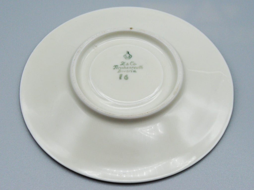 Vintage Antique Germany Bavaria Porcelain Tea Cup - Saucer and Cup Set - Kingdom of Antique Arts, Bavaria Porcelain, German Porcelain, Hantpainted Porcelain, Collecting Tea cups, Colllecting Coffee cups, Art Deco Porcelain
