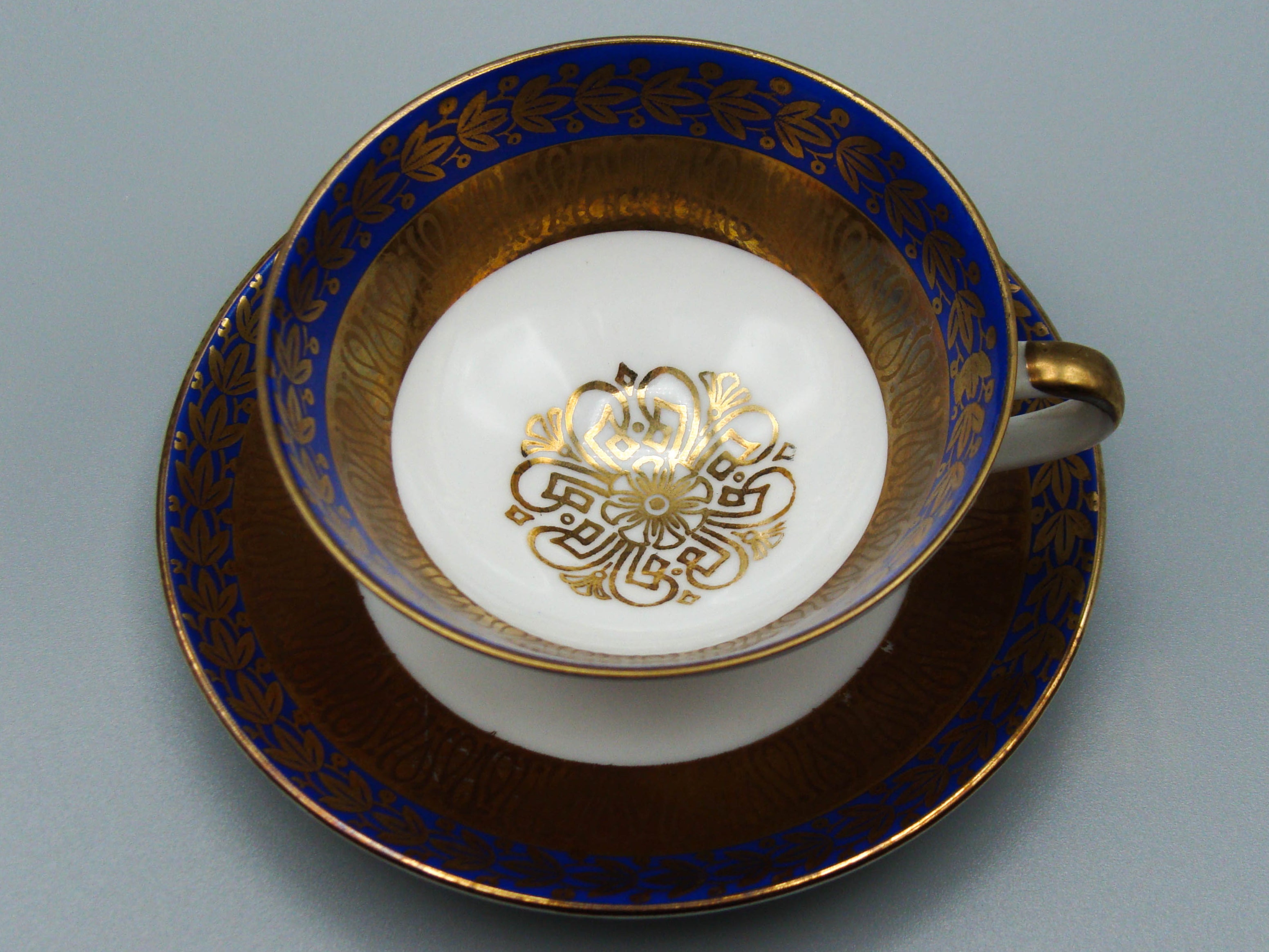 Vintage Antique Germany Bavaria Porcelain Tea Cup - Saucer and Cup Set - Kingdom of Antique Arts, Bavaria Porcelain, German Porcelain, Hantpainted Porcelain, Collecting Tea cups, Colllecting Coffee cups, Art Deco Porcelain