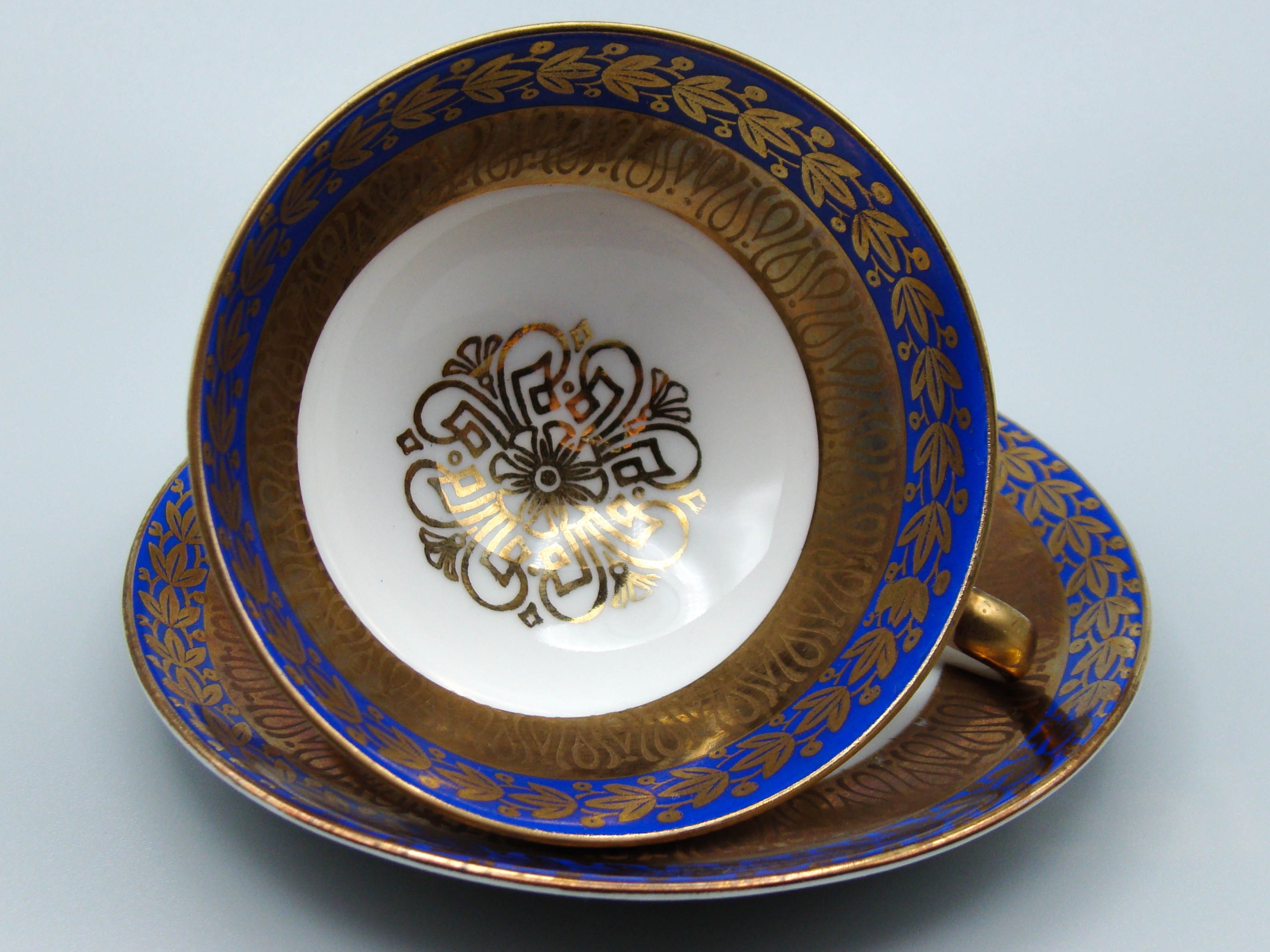 Vintage Antique Germany Bavaria Porcelain Tea Cup - Saucer and Cup Set - Kingdom of Antique Arts, Bavaria Porcelain, German Porcelain, Hantpainted Porcelain, Collecting Tea cups, Colllecting Coffee cups, Art Deco Porcelain