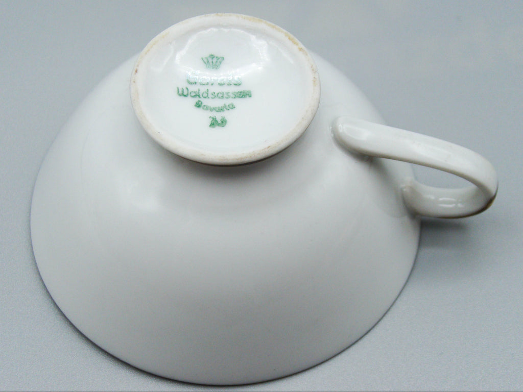 Vintage Antique Germany Bavaria Porcelain Tea Cup - Saucer and Cup Set - Kingdom of Antique Arts, Bavaria Porcelain, German Porcelain, Hantpainted Porcelain, Collecting Tea cups, Colllecting Coffee cups, Art Deco Porcelain