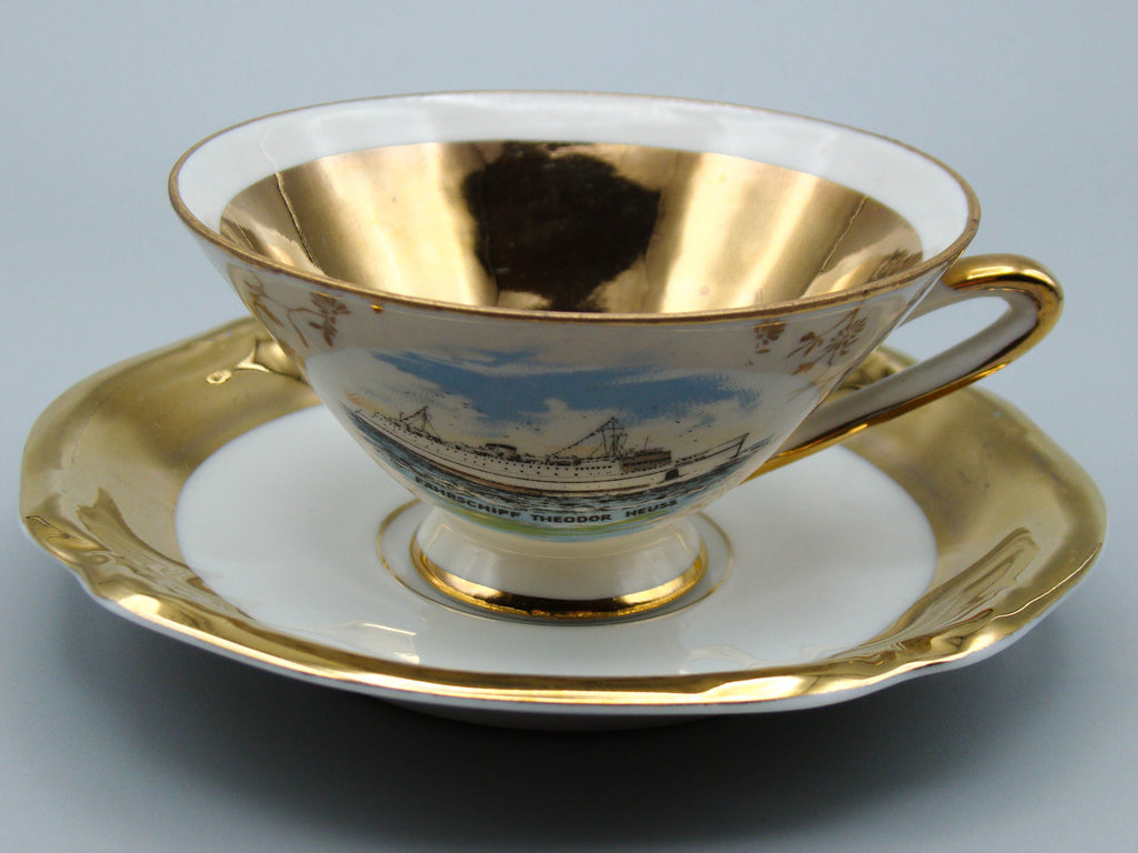 Vintage Antique Germany Bavaria Porcelain Tea Cup - Saucer and Cup Set - Kingdom of Antique Arts, Bavaria Porcelain, German Porcelain, Hantpainted Porcelain, Collecting Tea cups, Colllecting Coffee cups, Art Deco Porcelain
