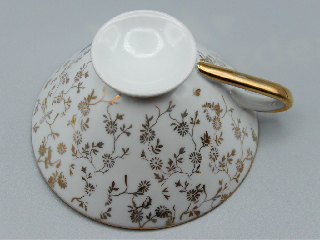 Vintage Antique Germany Bavaria Porcelain Tea Cup - Saucer and Cup Set - Kingdom of Antique Arts, Bavaria Porcelain, German Porcelain, Hantpainted Porcelain, Collecting Tea cups, Colllecting Coffee cups, Art Deco Porcelain