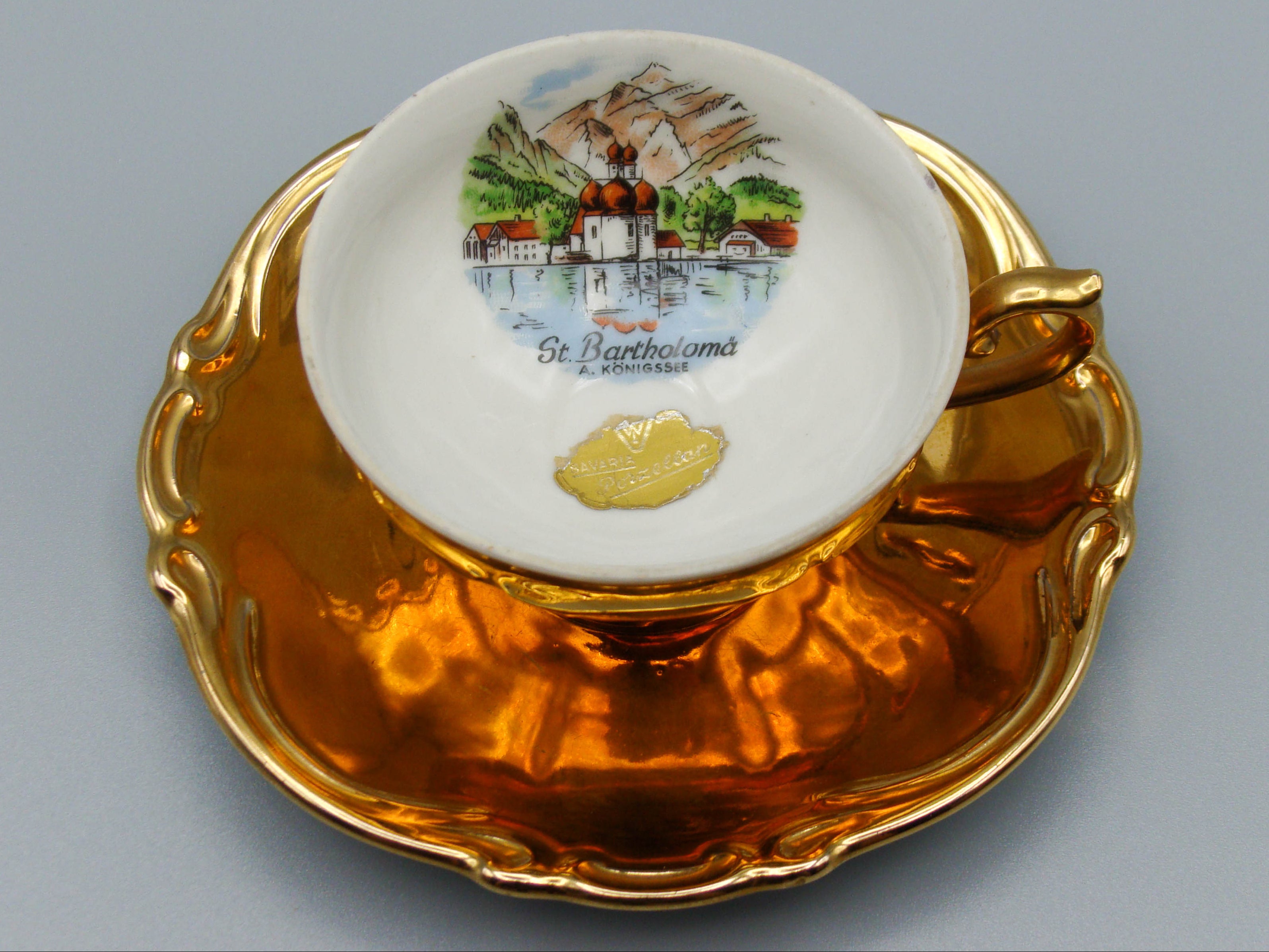 Vintage Antique Germany Bavaria Porcelain Tea Cup - Saucer and Cup Set - Kingdom of Antique Arts, Bavaria Porcelain, German Porcelain, Hantpainted Porcelain, Collecting Tea cups, Colllecting Coffee cups, Art Deco Porcelain