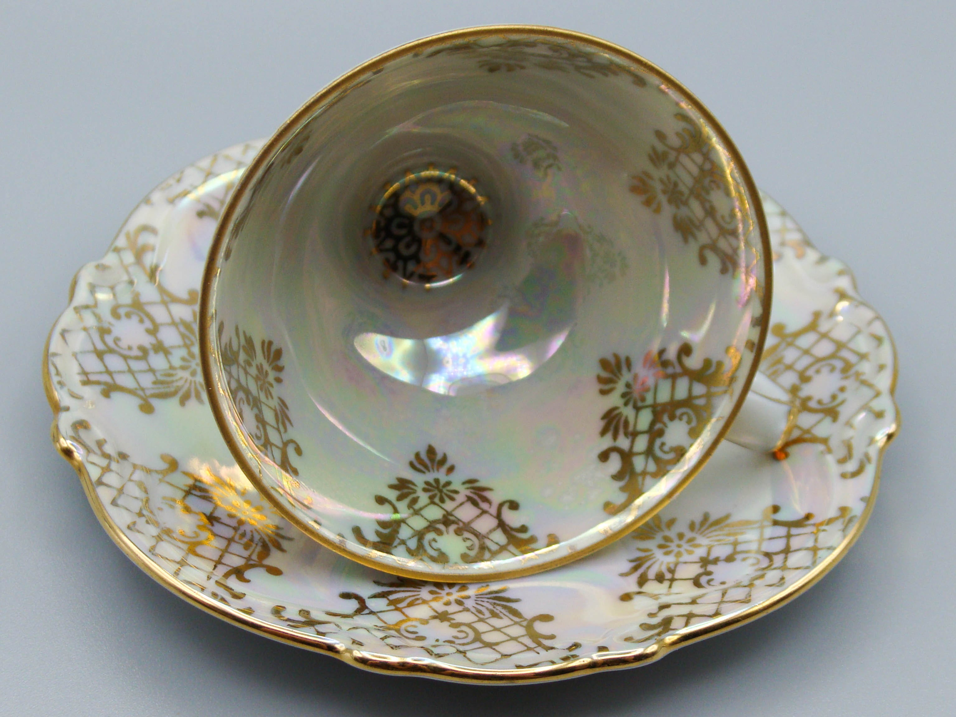 Vintage Antique Germany Bavaria Porcelain Tea Cup - Saucer and Cup Set - Kingdom of Antique Arts, Bavaria Porcelain, German Porcelain, Hantpainted Porcelain, Collecting Tea cups, Colllecting Coffee cups, Art Deco Porcelain
