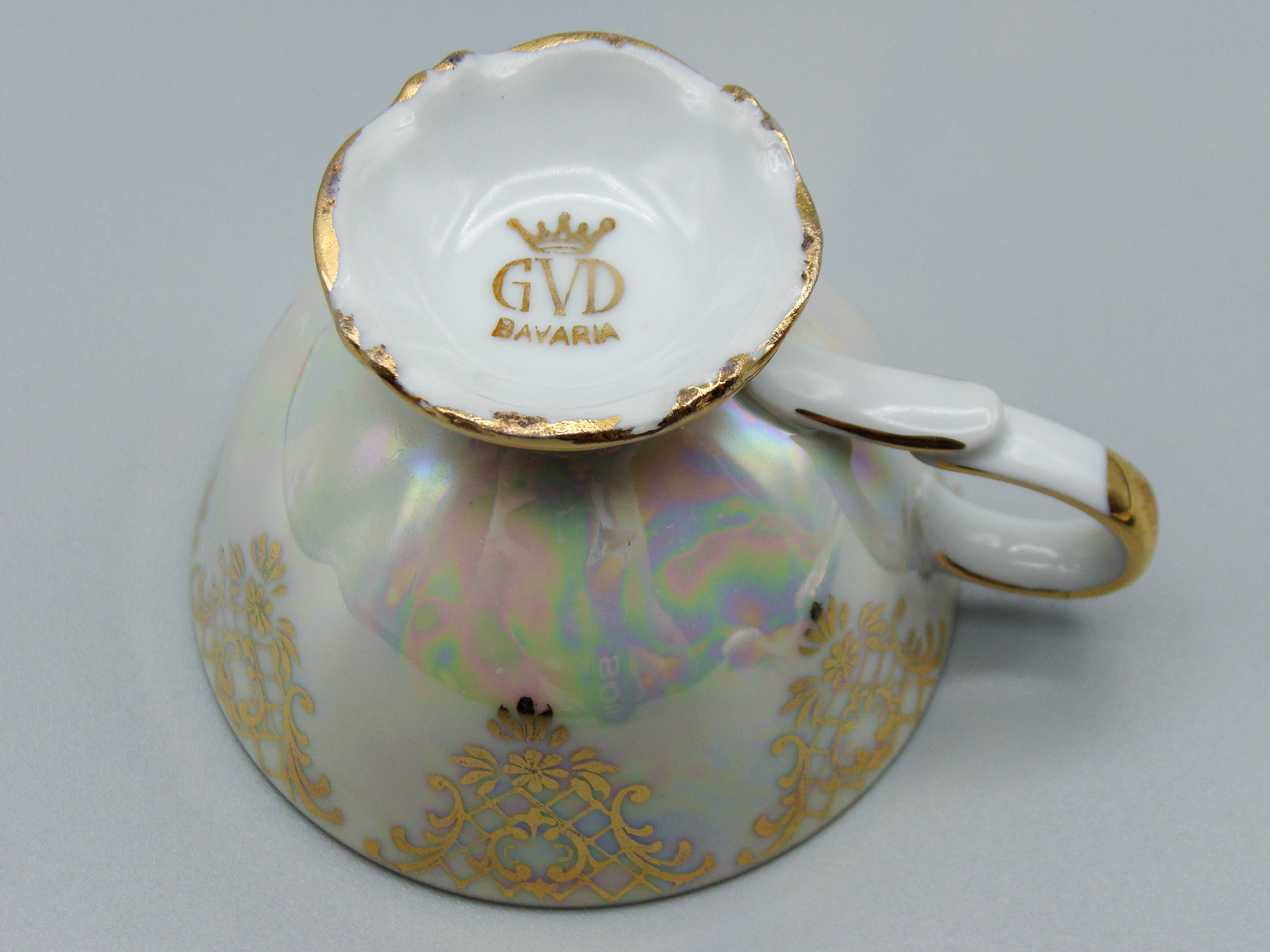 Vintage Antique Germany Bavaria Porcelain Tea Cup - Saucer and Cup Set - Kingdom of Antique Arts, Bavaria Porcelain, German Porcelain, Hantpainted Porcelain, Collecting Tea cups, Colllecting Coffee cups, Art Deco Porcelain