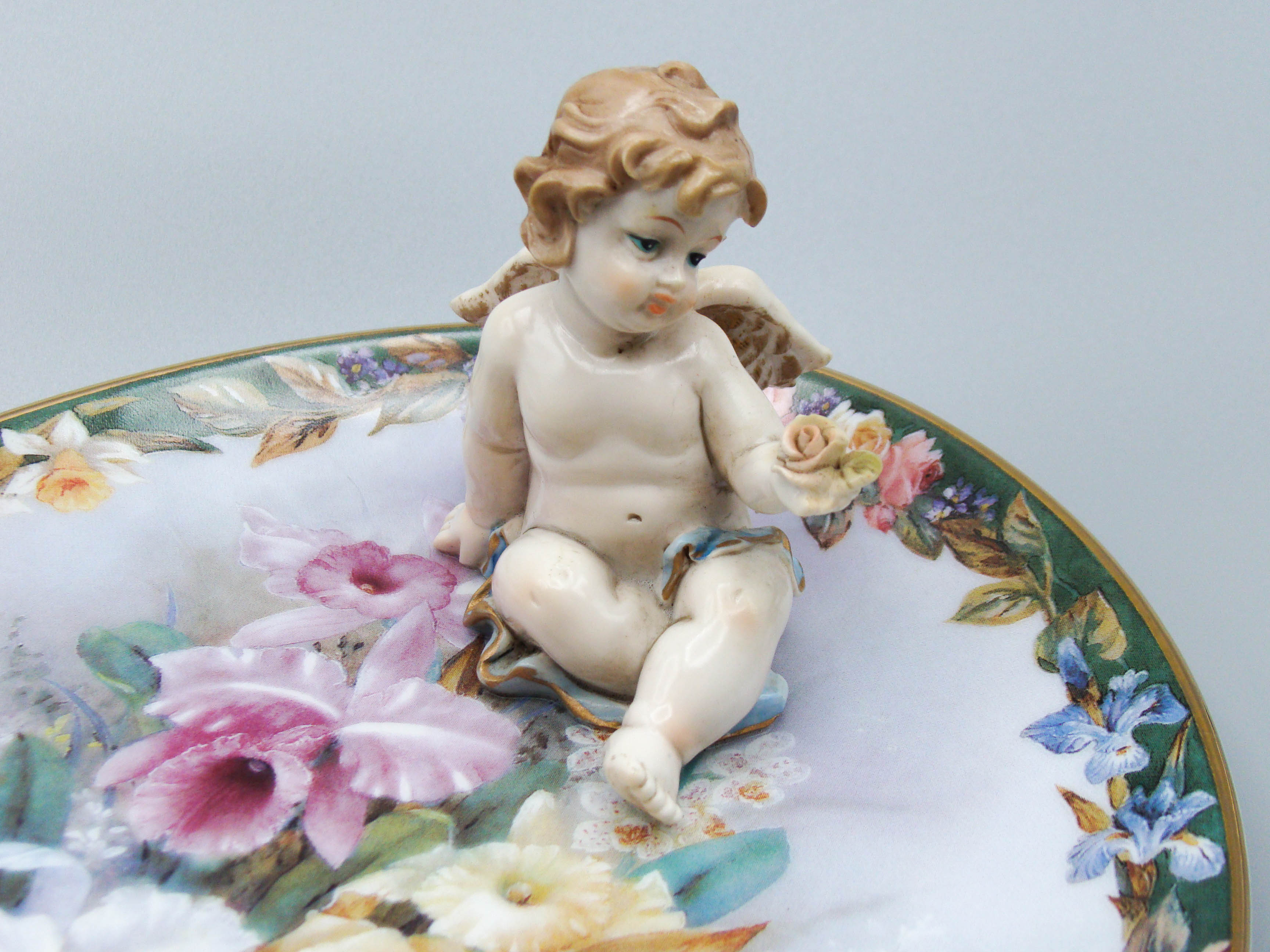 Vintage Decorative Porcelain Plate with Angel - Hand painted - Kingdom of Antique Arts, Hantpainted Porcelain, Collecting Porcelain Trays, Angels Figurines, Deco Porcelain