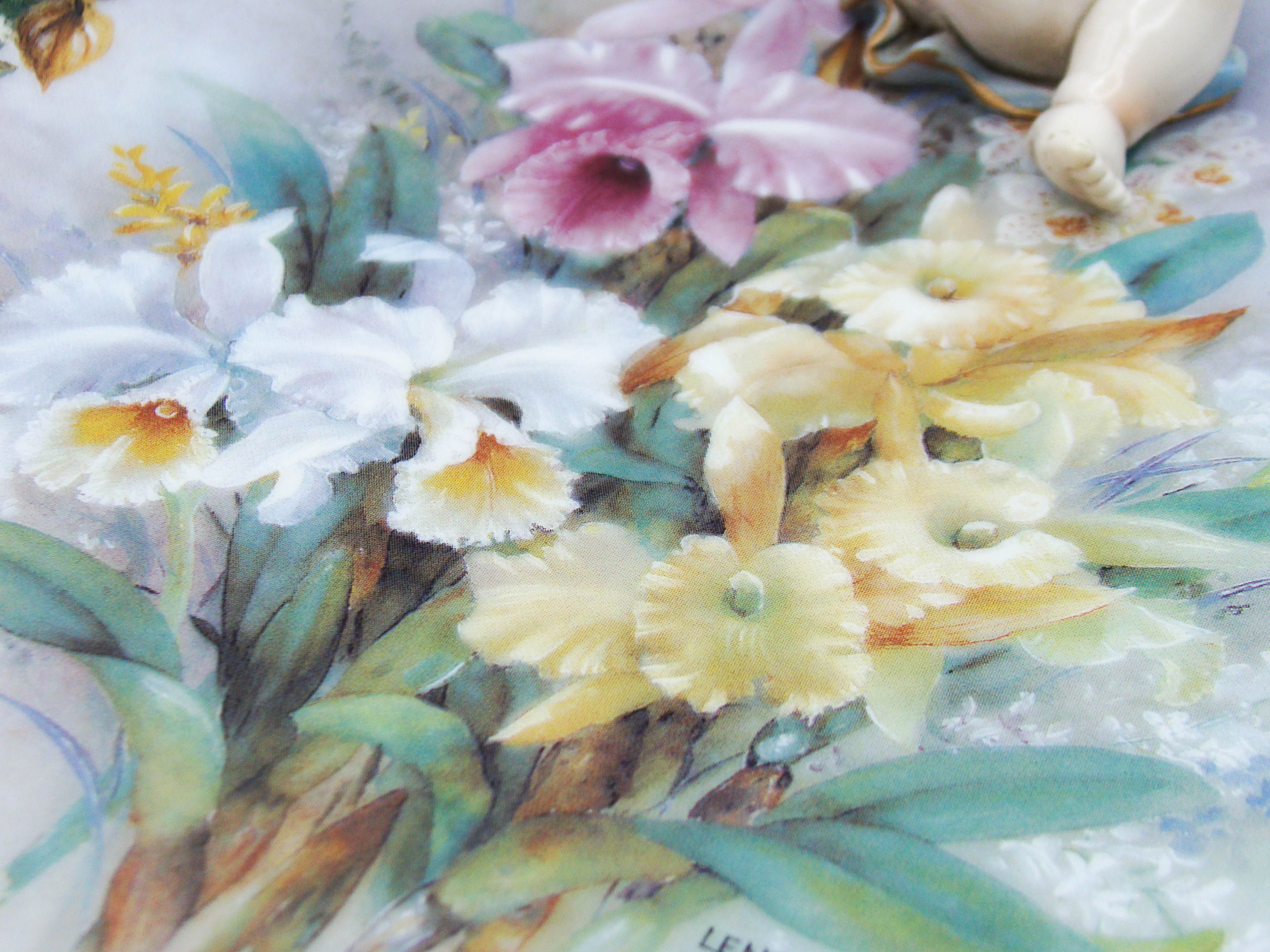 Vintage Decorative Porcelain Plate with Angel - Hand painted - Kingdom of Antique Arts, Hantpainted Porcelain, Collecting Porcelain Trays, Angels Figurines, Deco Porcelain
