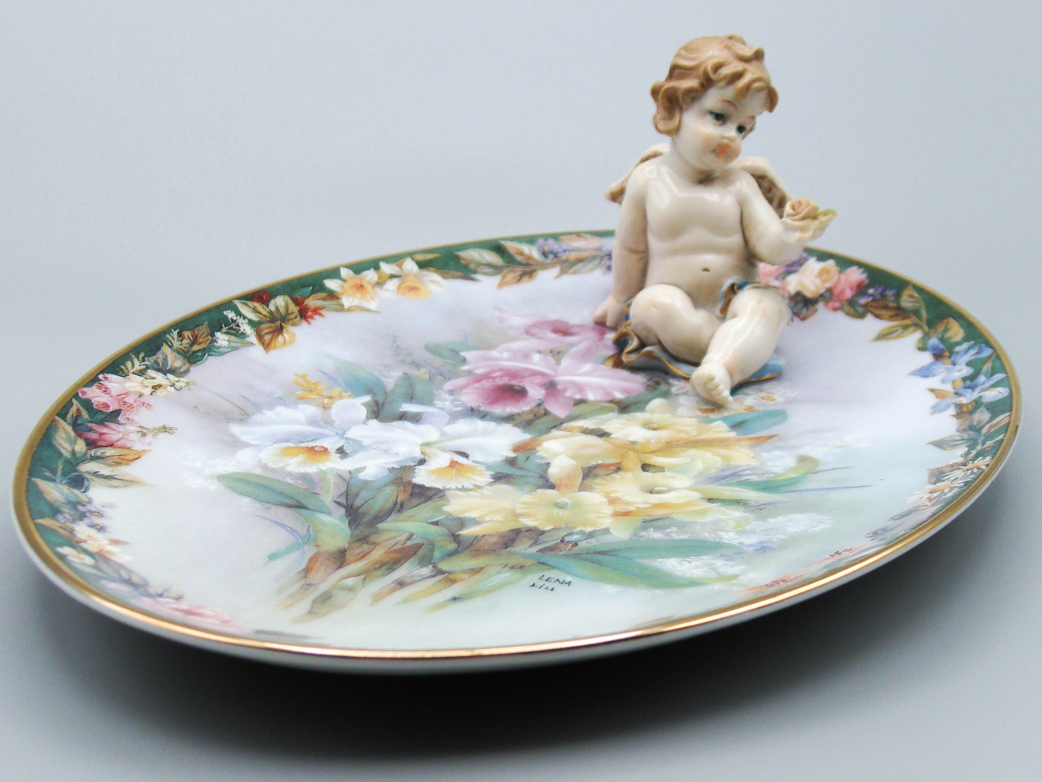Vintage Decorative Porcelain Plate with Angel - Hand painted - Kingdom of Antique Arts, Hantpainted Porcelain, Collecting Porcelain Trays, Angels Figurines, Deco Porcelain