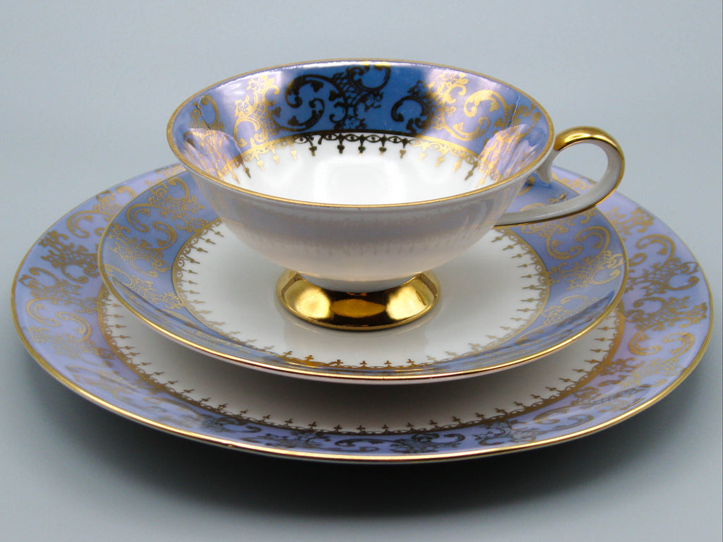 Vintage Antique Austrian EIGL Porcelain Tea Cup - Saucer and Cup Set - Kingdom of Antique Arts, Hantpainted Porcelain, Collecting Tea cups, Colllecting Coffee cups, Art Deco Porcelain