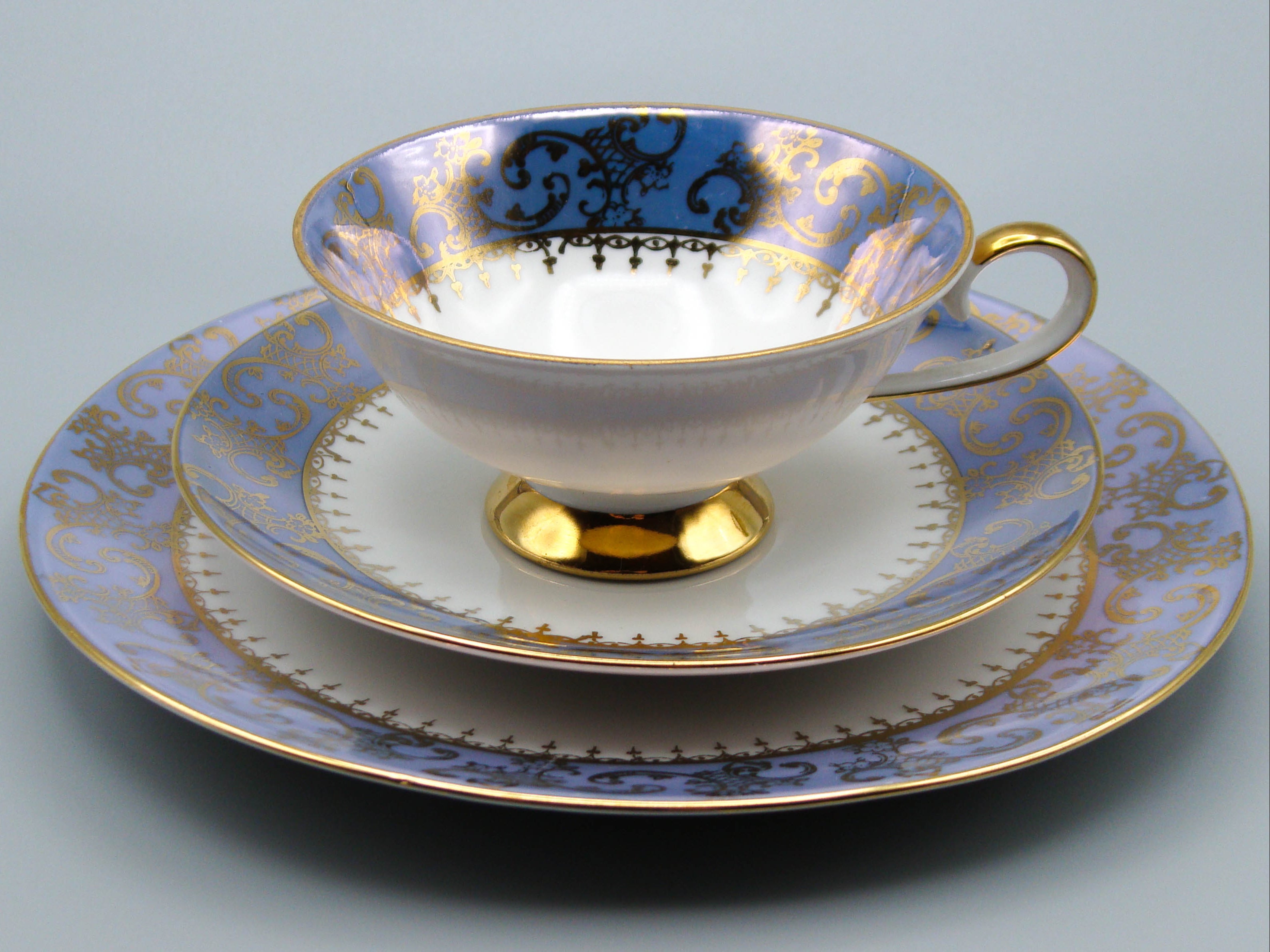 Vintage Antique Austrian EIGL Porcelain Tea Cup - Saucer and Cup Set - Kingdom of Antique Arts, Hantpainted Porcelain, Collecting Tea cups, Colllecting Coffee cups, Art Deco Porcelain