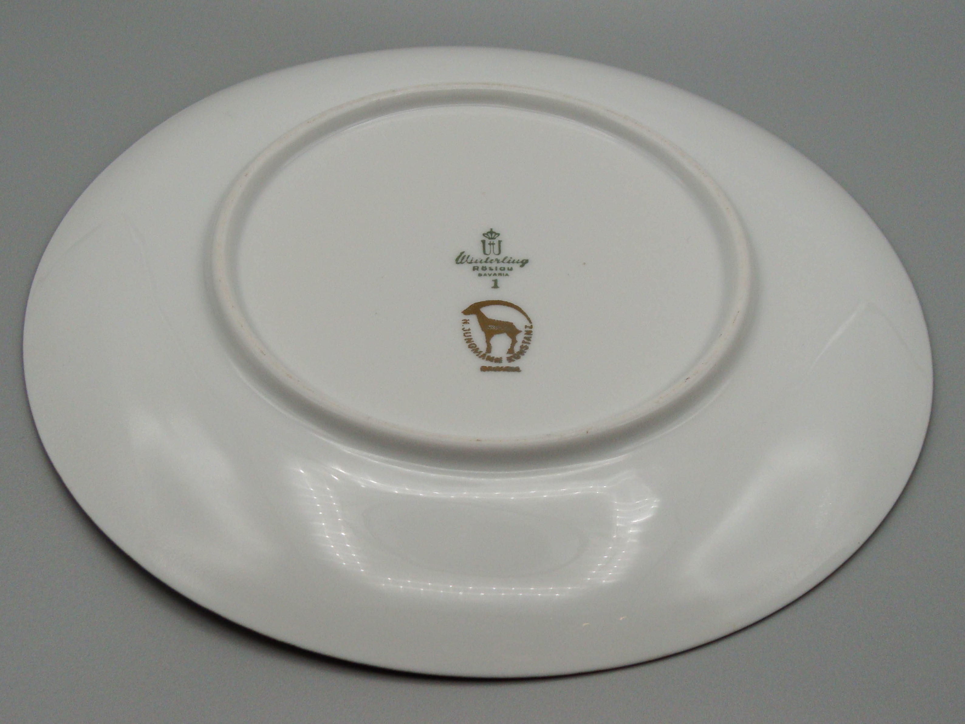 Vintage Antique Germany Bavaria Porcelain Tea Cup - Saucer and Cup Set - Kingdom of Antique Arts, Bavaria Porcelain, German Porcelain, Hantpainted Porcelain, Collecting Tea cups, Colllecting Coffee cups, Art Deco Porcelain