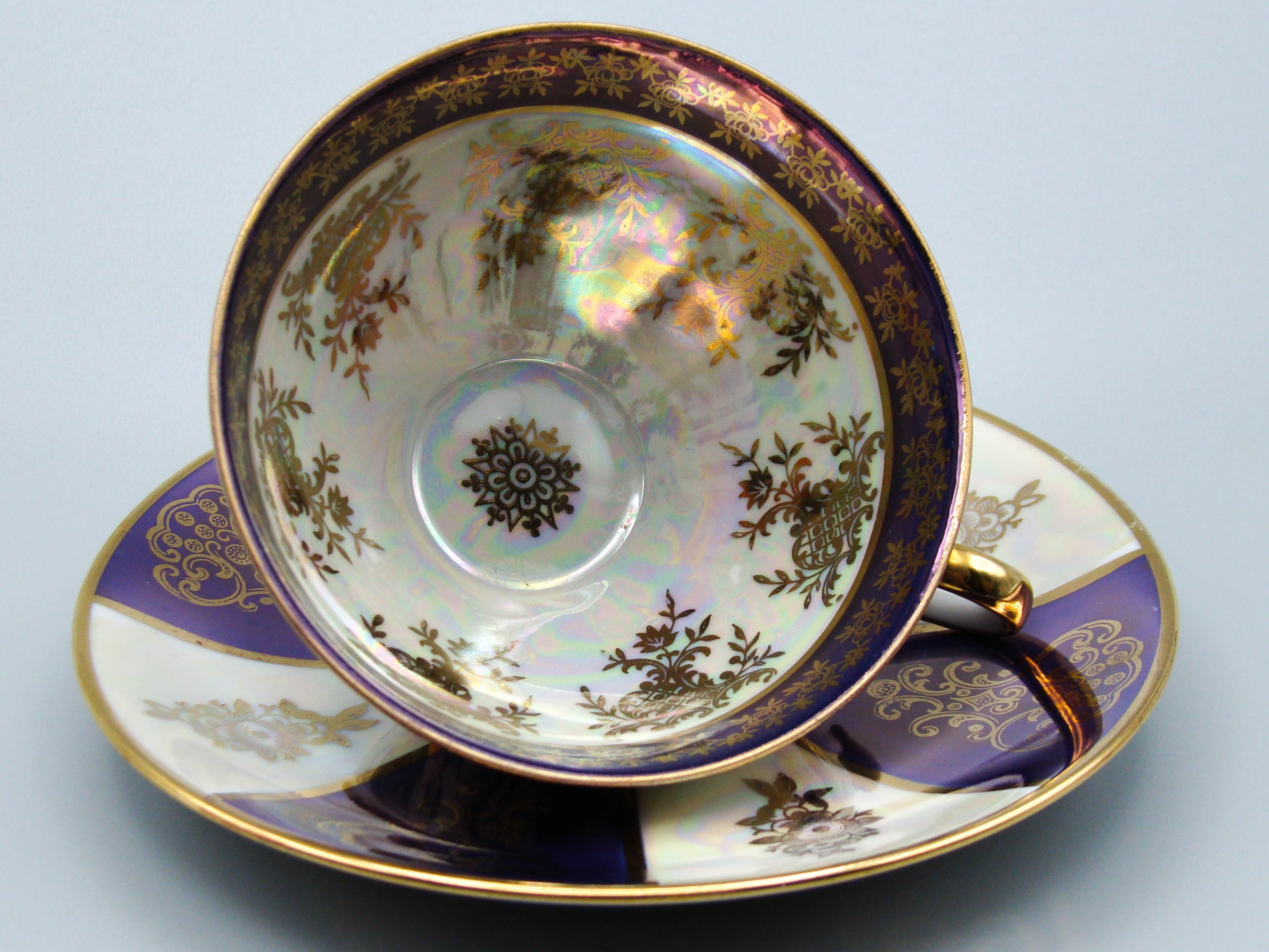 Vintage Antique Germany Bavaria Porcelain Tea Cup - Saucer and Cup Set - Kingdom of Antique Arts, Bavaria Porcelain, German Porcelain, Hantpainted Porcelain, Collecting Tea cups, Colllecting Coffee cups, Art Deco Porcelain
