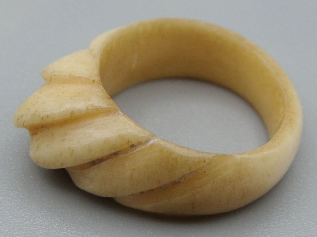 Antique Bone, Natural Bone, Bone ring, Mediterranean Bone, handcarved bone, Asien Bone