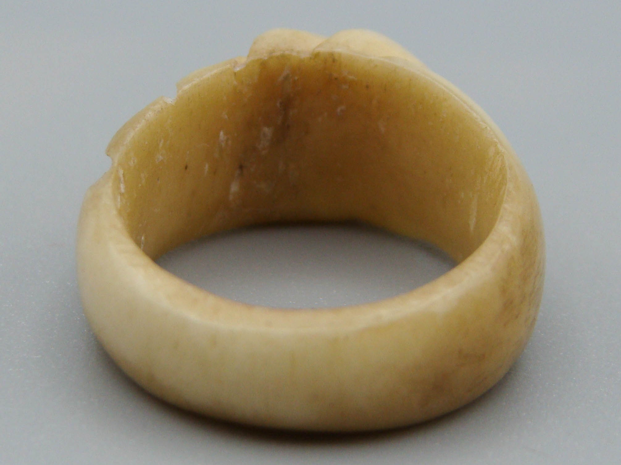 Antique Bone, Natural Bone, Bone ring, Mediterranean Bone, handcarved bone, Asien Bone