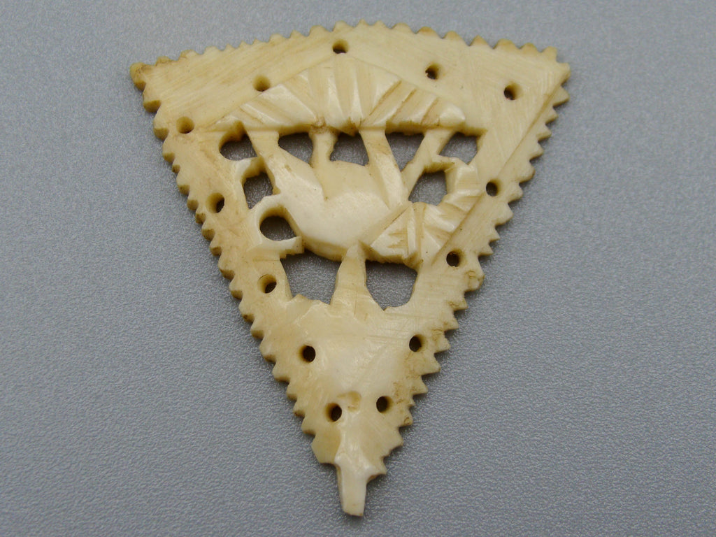 Antique Ivory, Natural Ivory, Mediterranean Ivory, handcarved Ivory, Asien Ivory, Elephant Ivory, Ivory Chain, Ivory Pendant